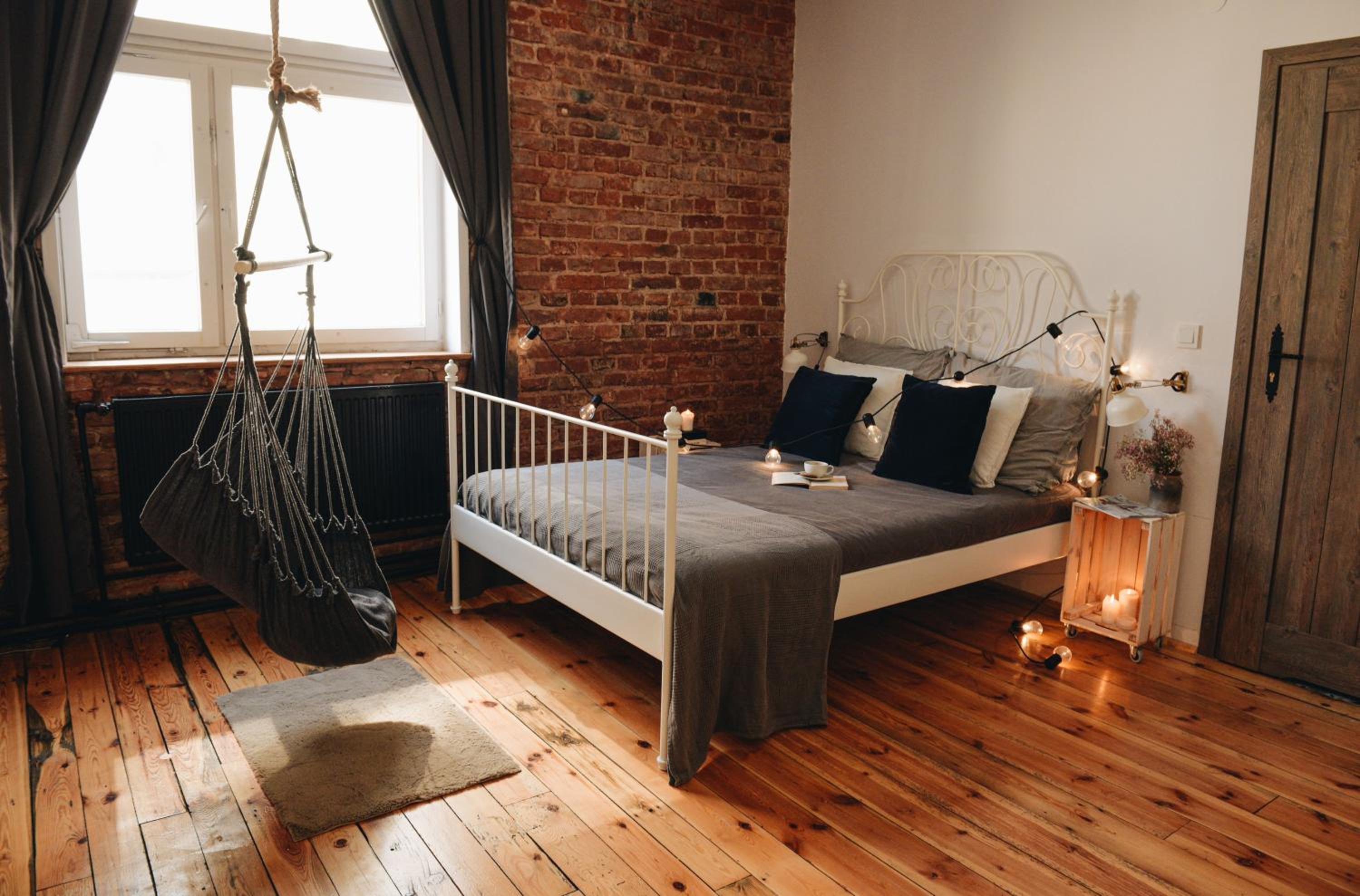 Apartment with Hammock (1)
