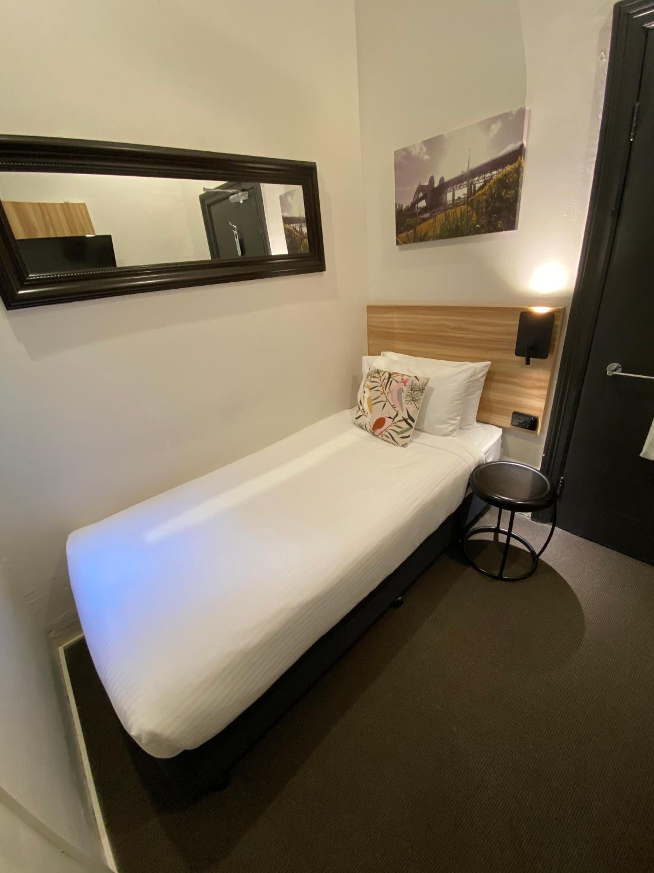 Economy Single Room with Shared Bathroom