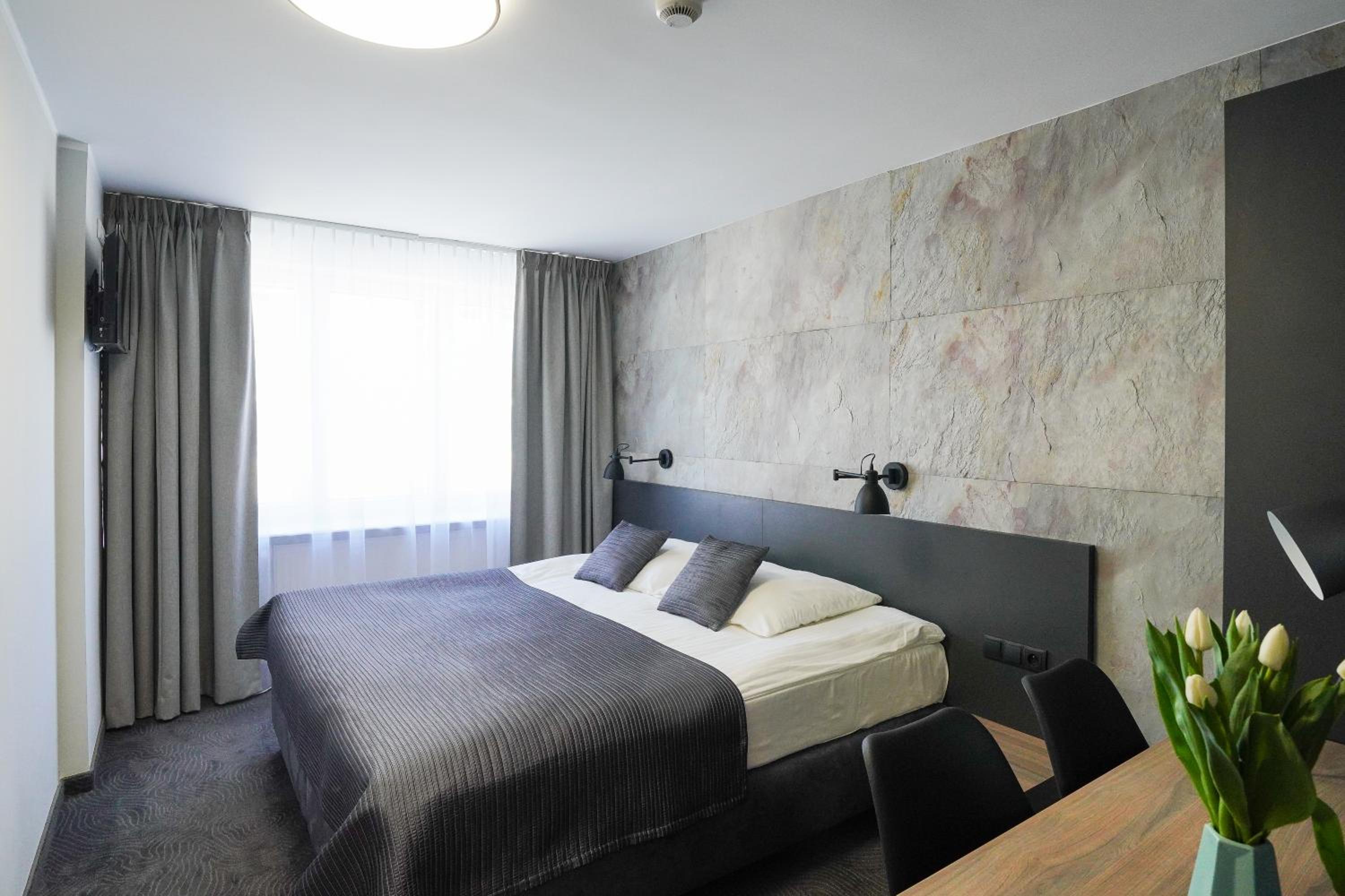 Deluxe Double or Twin Room photo 2