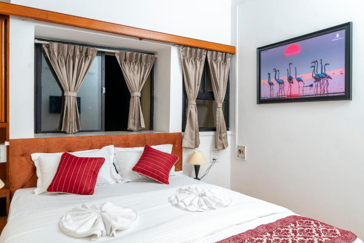 Deluxe Room - Photo 4