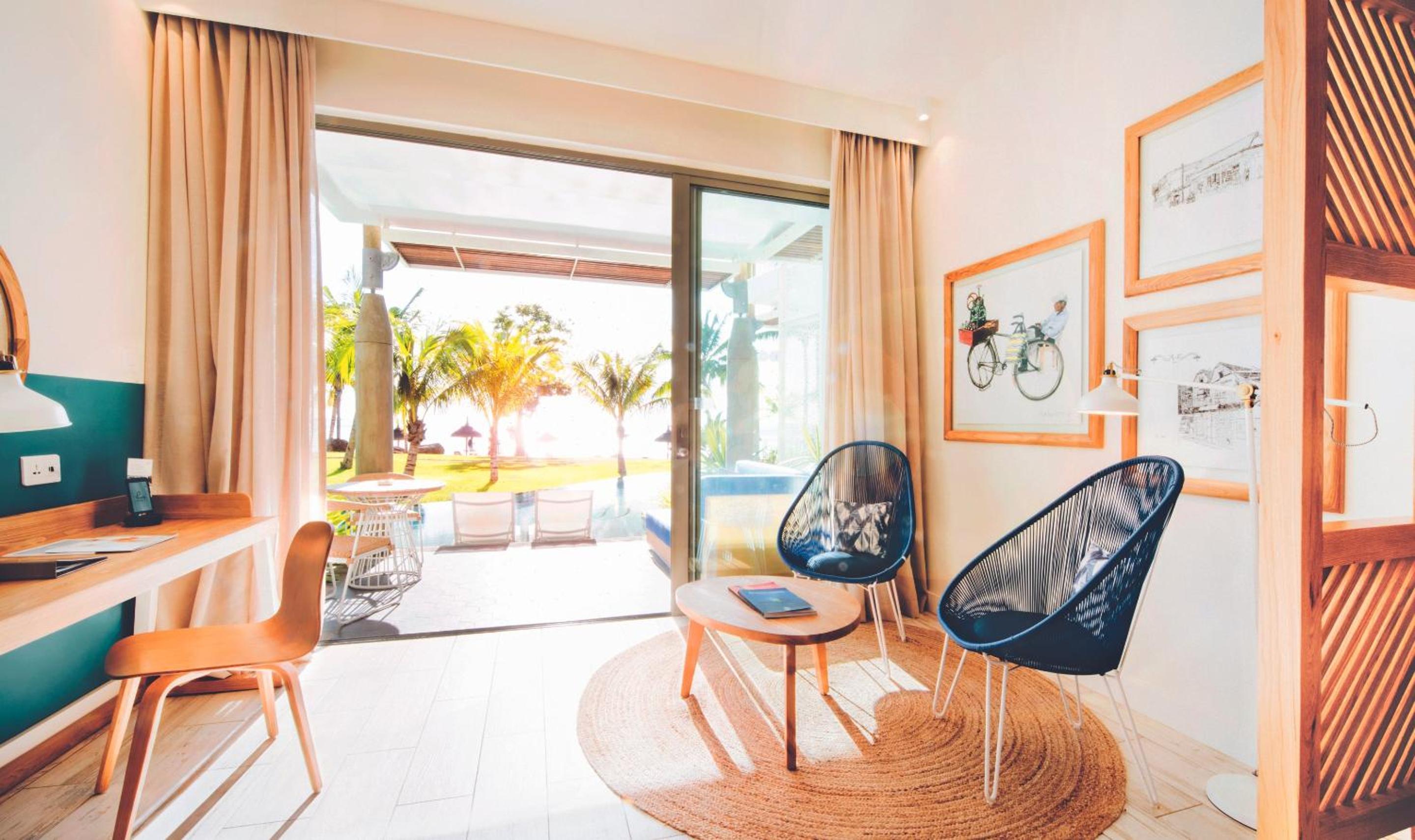 Swim – Up Room – Honeymooners Only