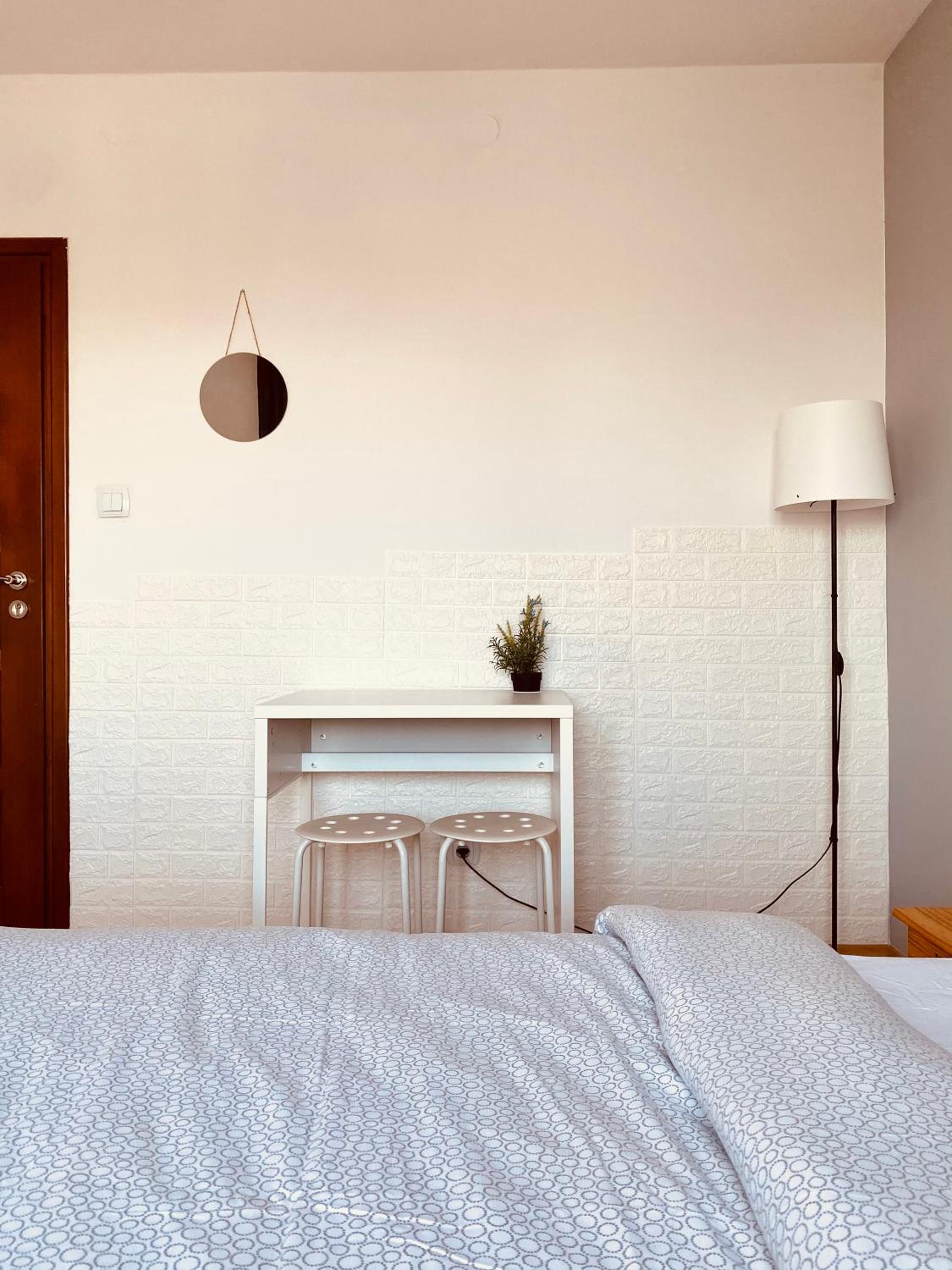Standard Double Room with Shared Bathroom photo 3