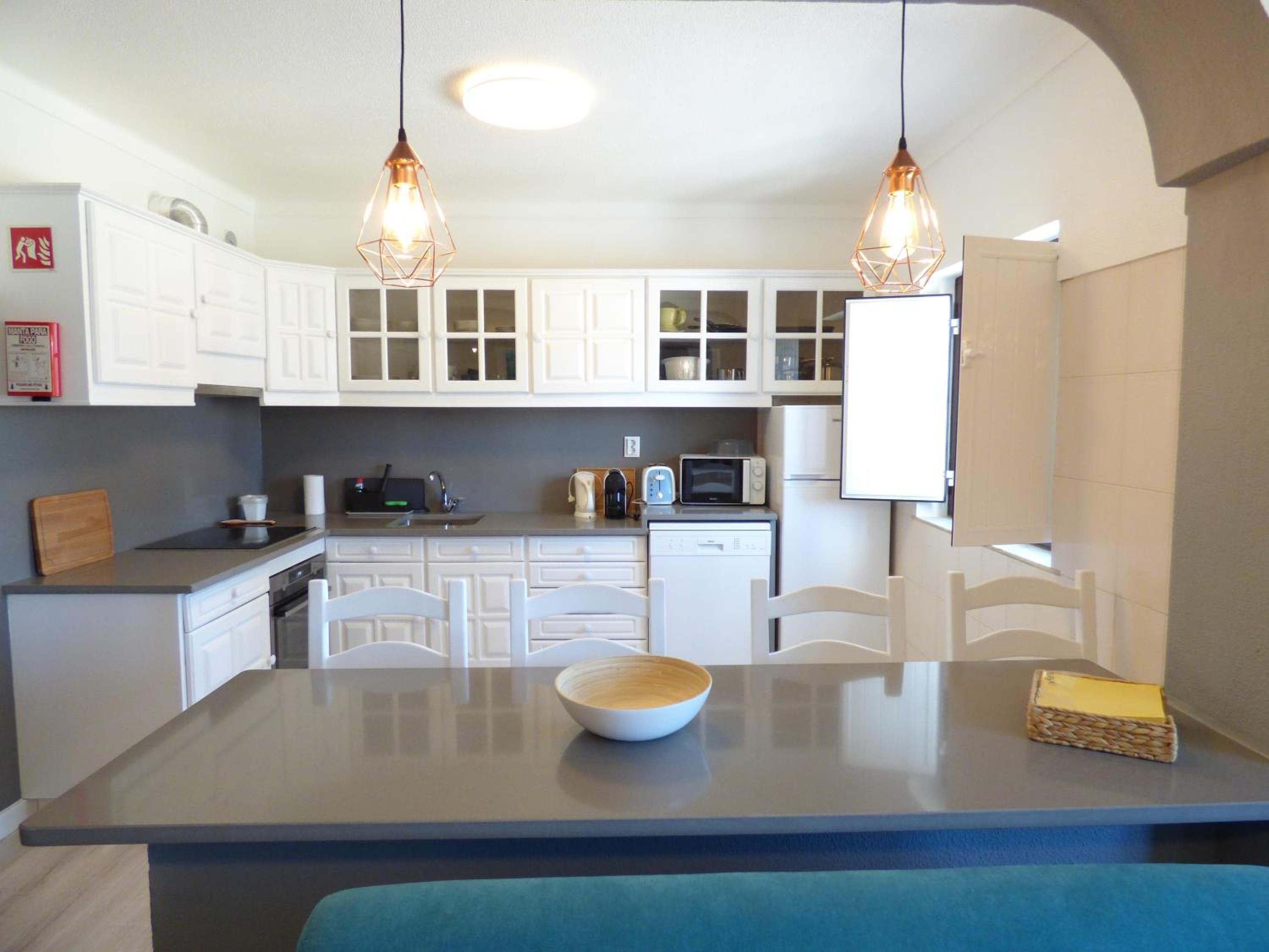 Two-Bedroom Apartment - Photo 7