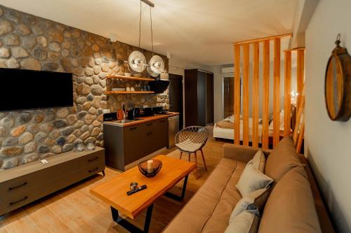 Junior Suite with Pool View
