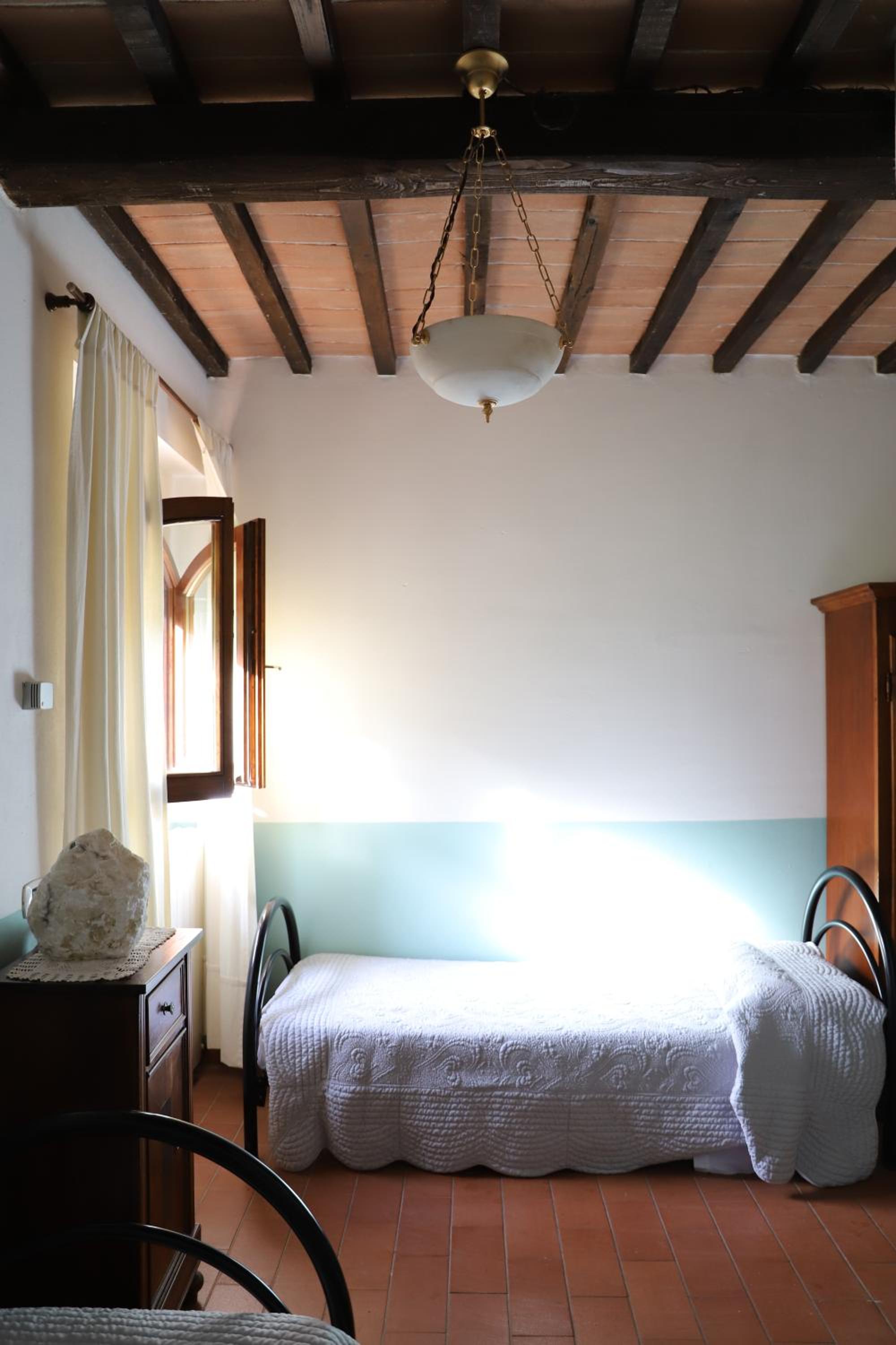Two-Bedroom Apartment - Annex photo 3