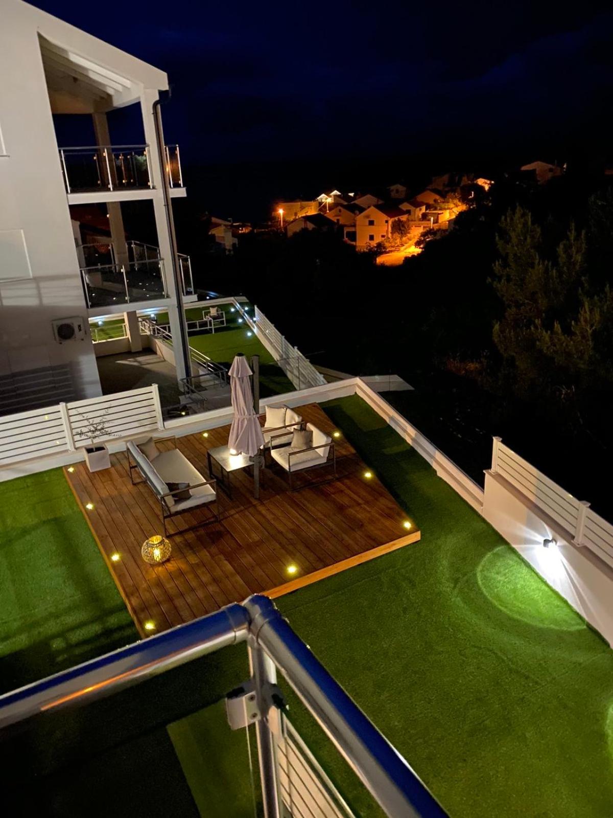 Apartment with Sea View photo 1
