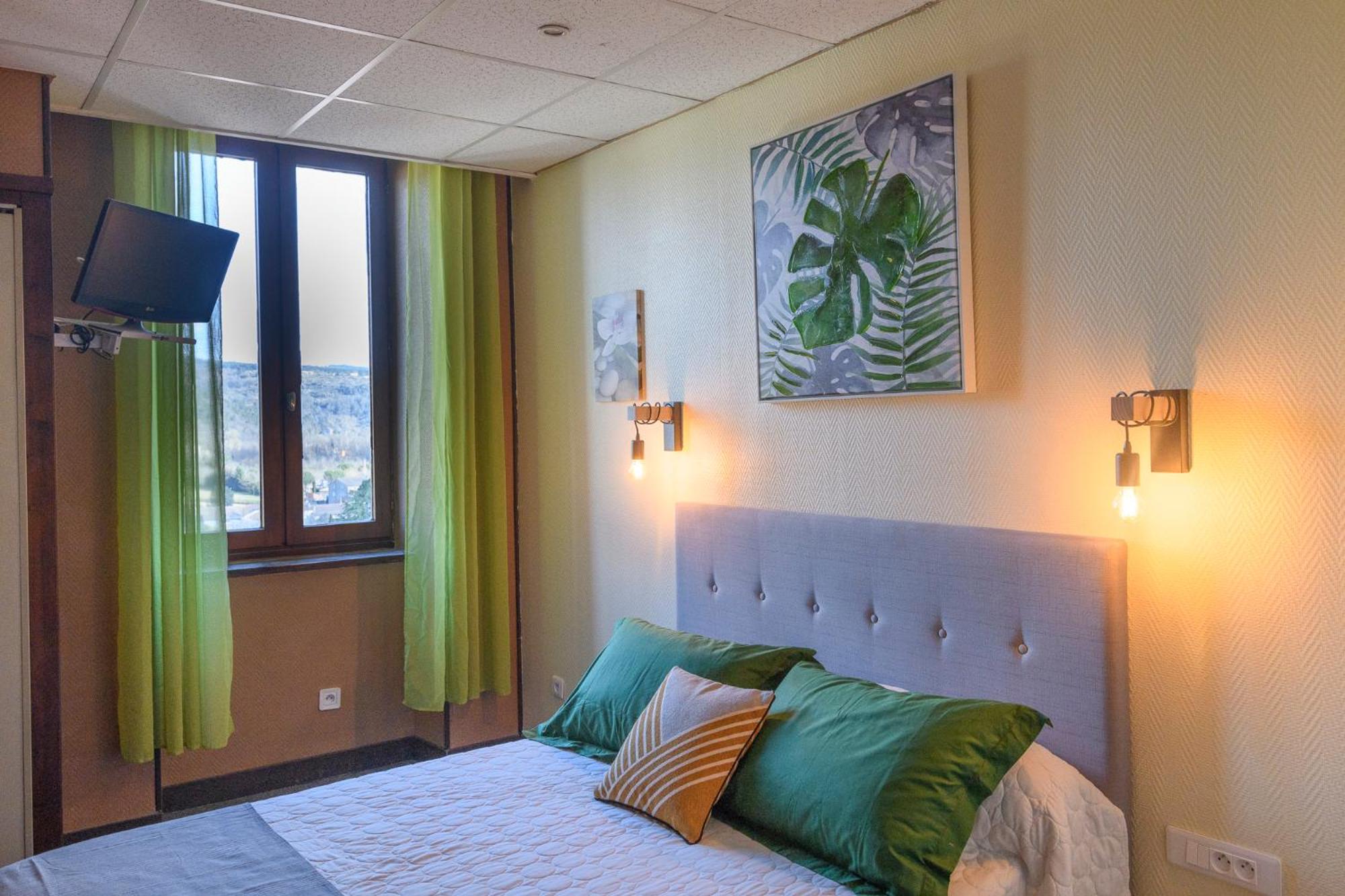 Double Room - Photo 2