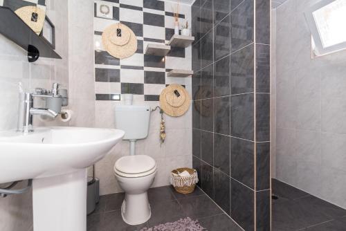 Double Room with Private External Bathroom