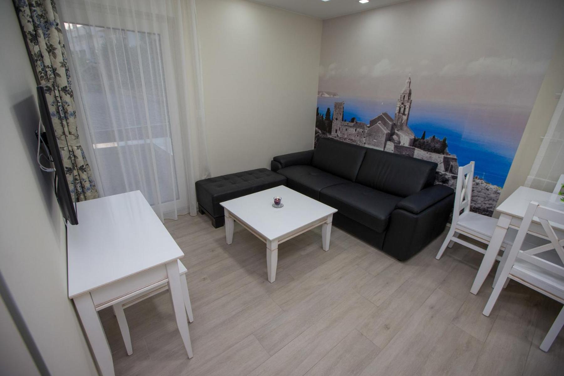 Apartment - Ground Floor photo 3