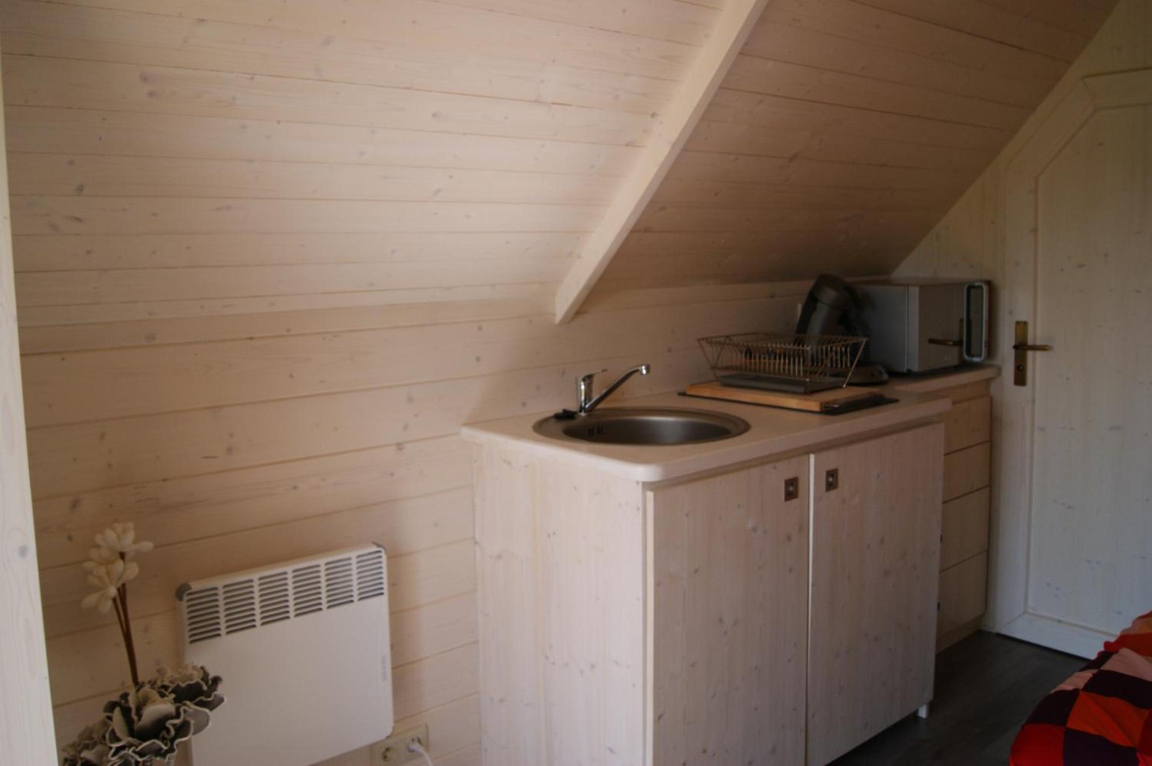 Hut photo 2