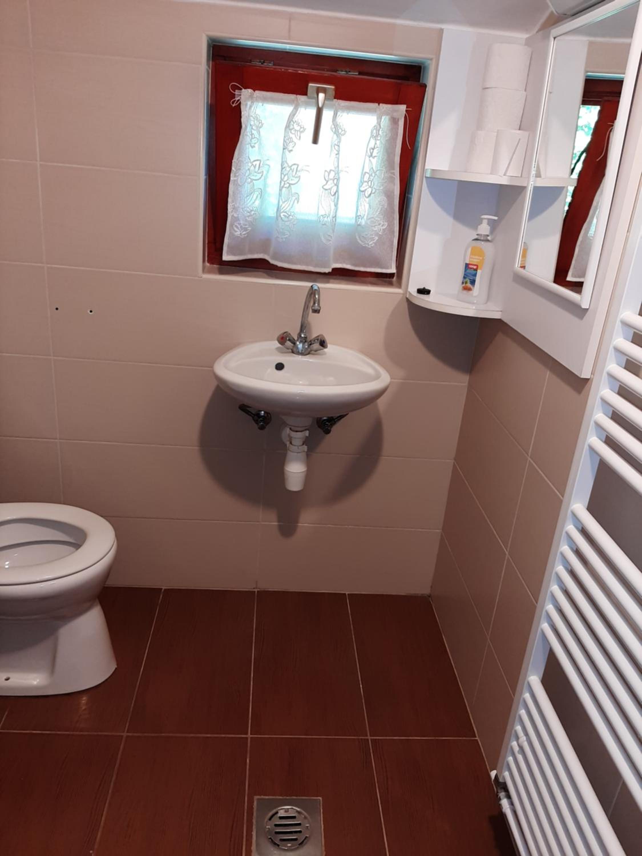 Apartment - Ground Floor photo 3