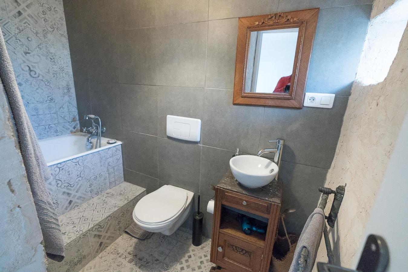 Deluxe Double Room with Bath photo 1