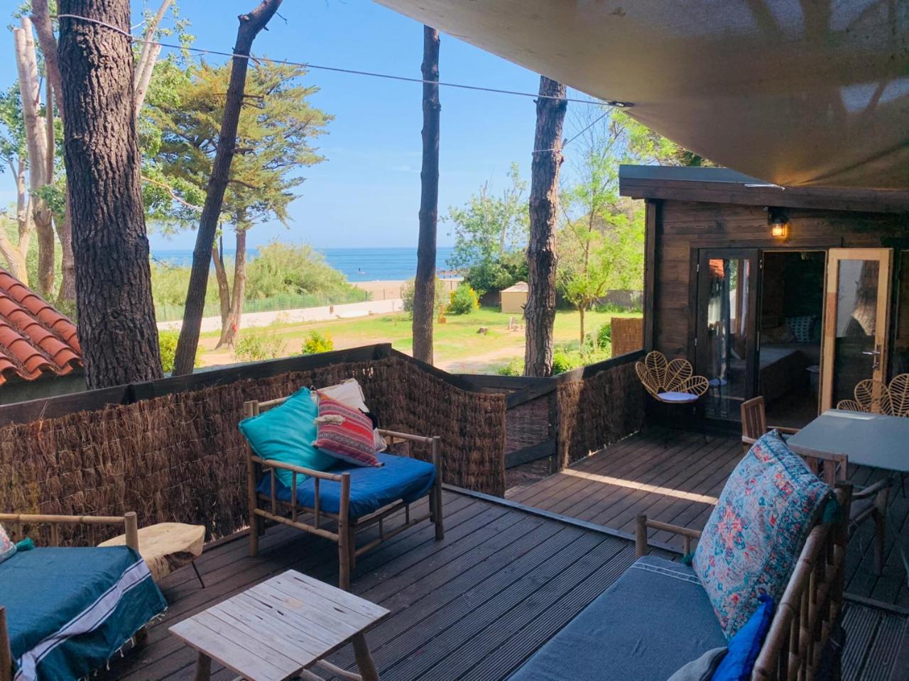 Bungalow - Beach Front photo 3