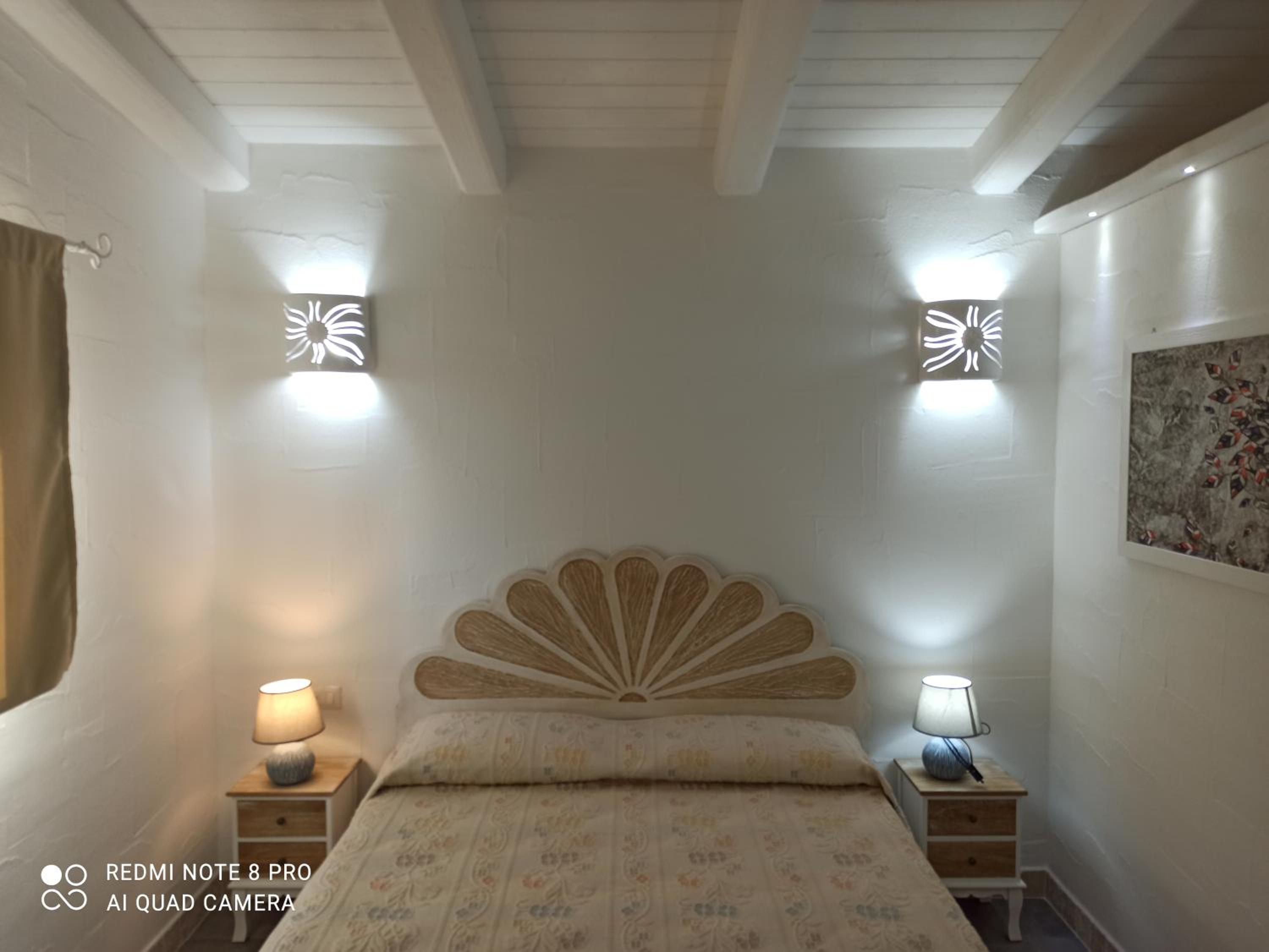 Double Room with Private Bathroom - Photo 7