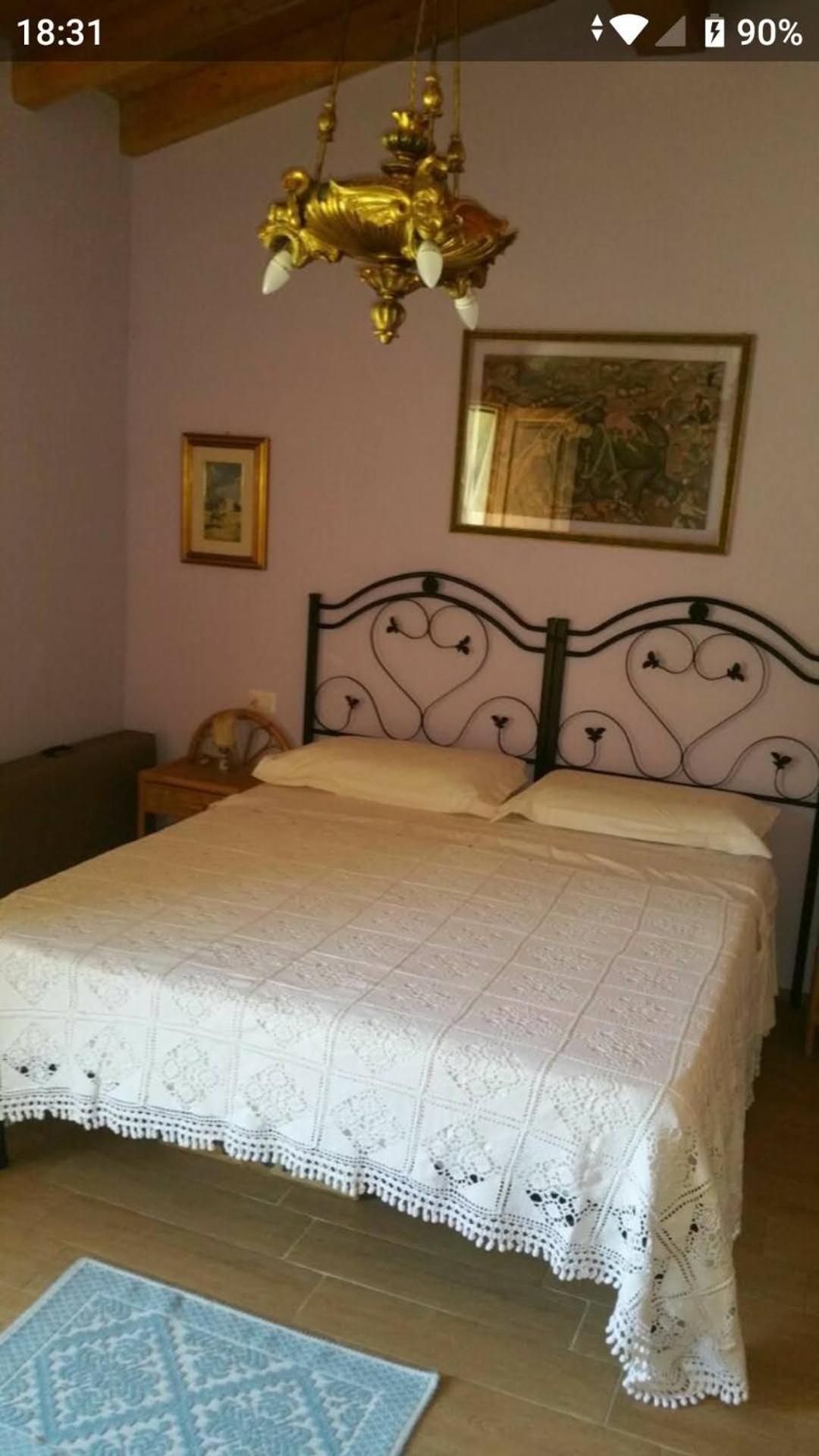 Double Room with Private Bathroom photo 2