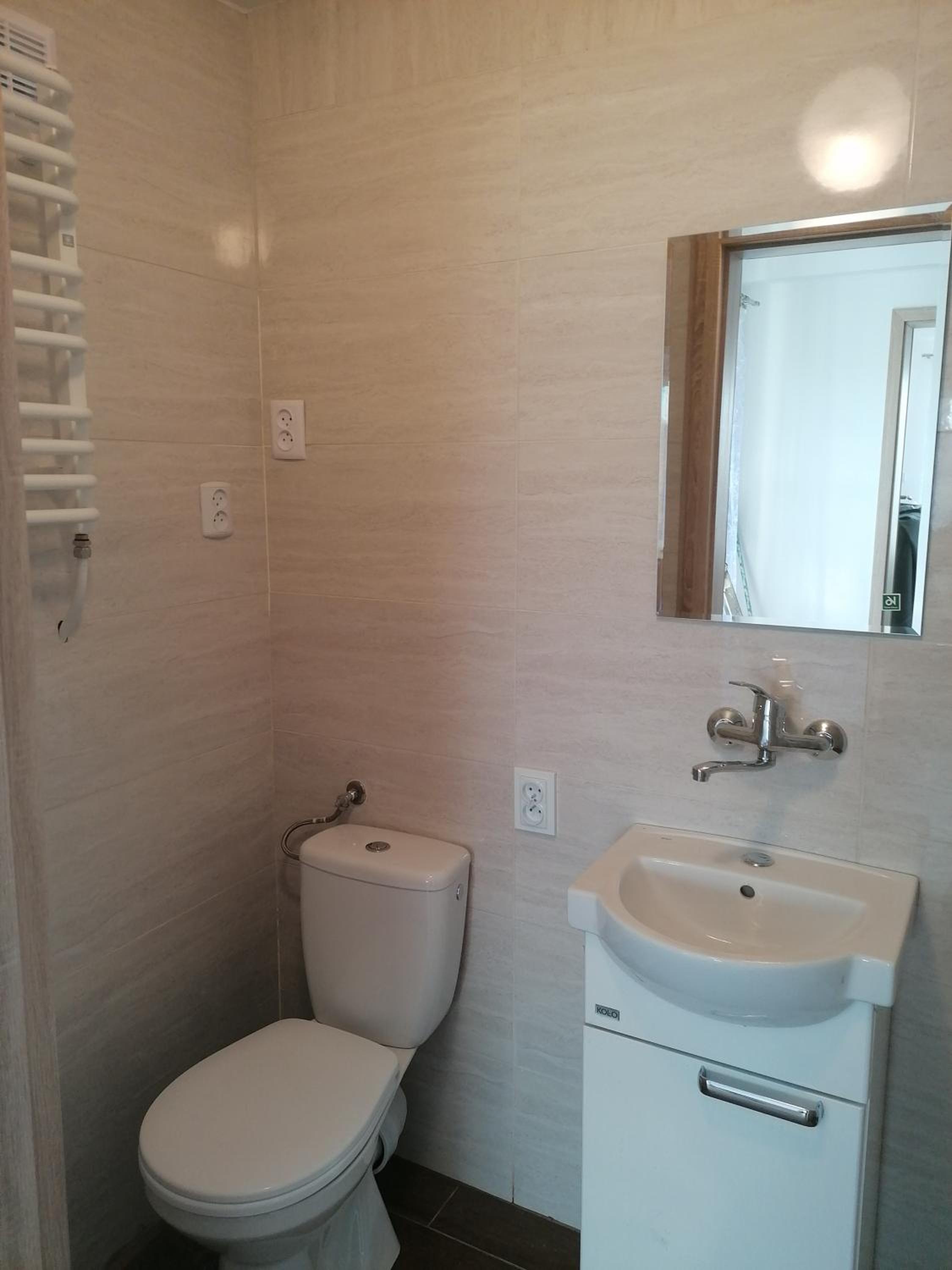 One-Bedroom House photo 1