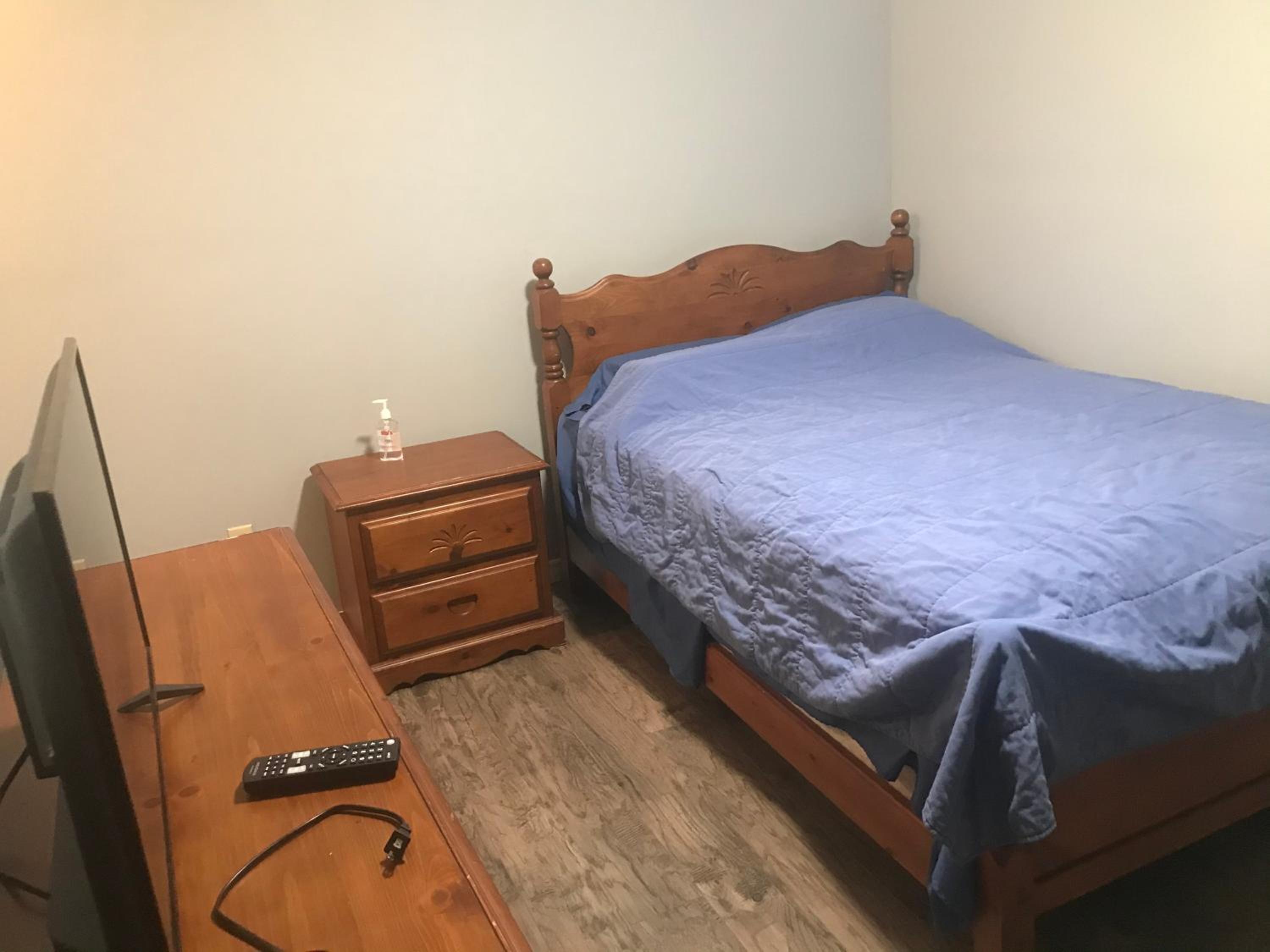 Budget Single Room photo 2