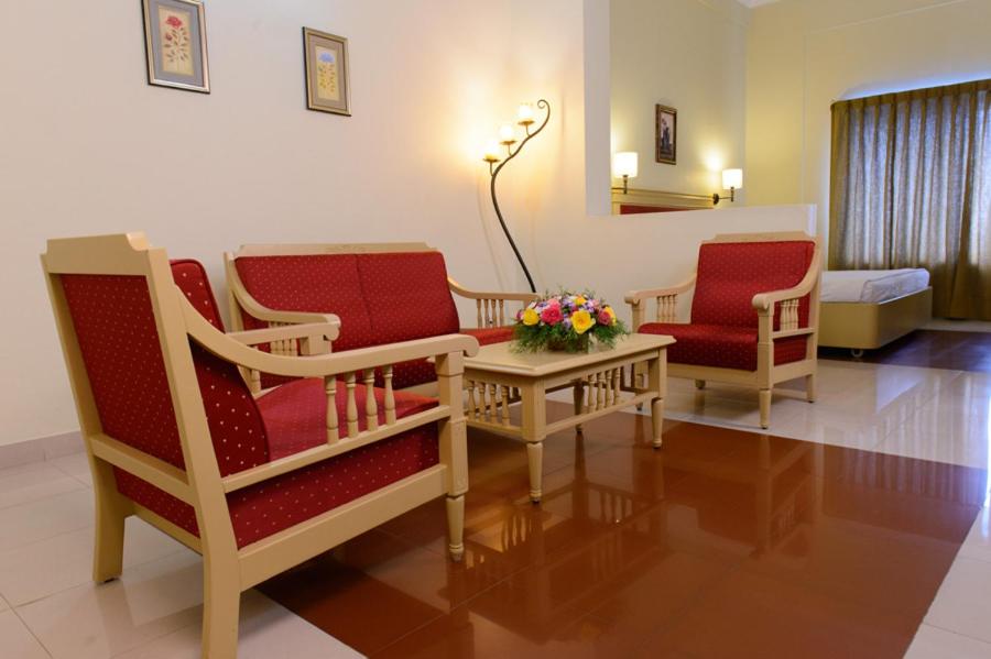 Standard Suite - Photo 4