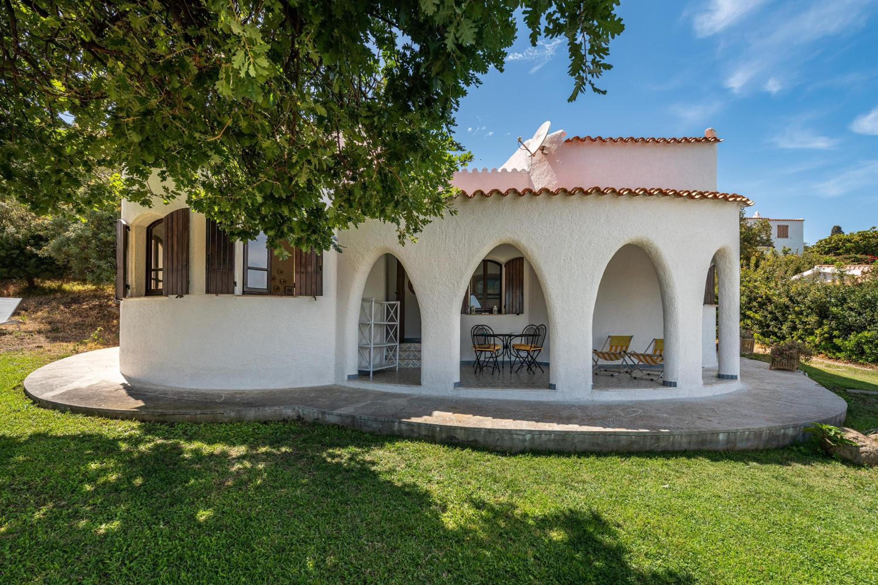 Villa with Sea View photo 2