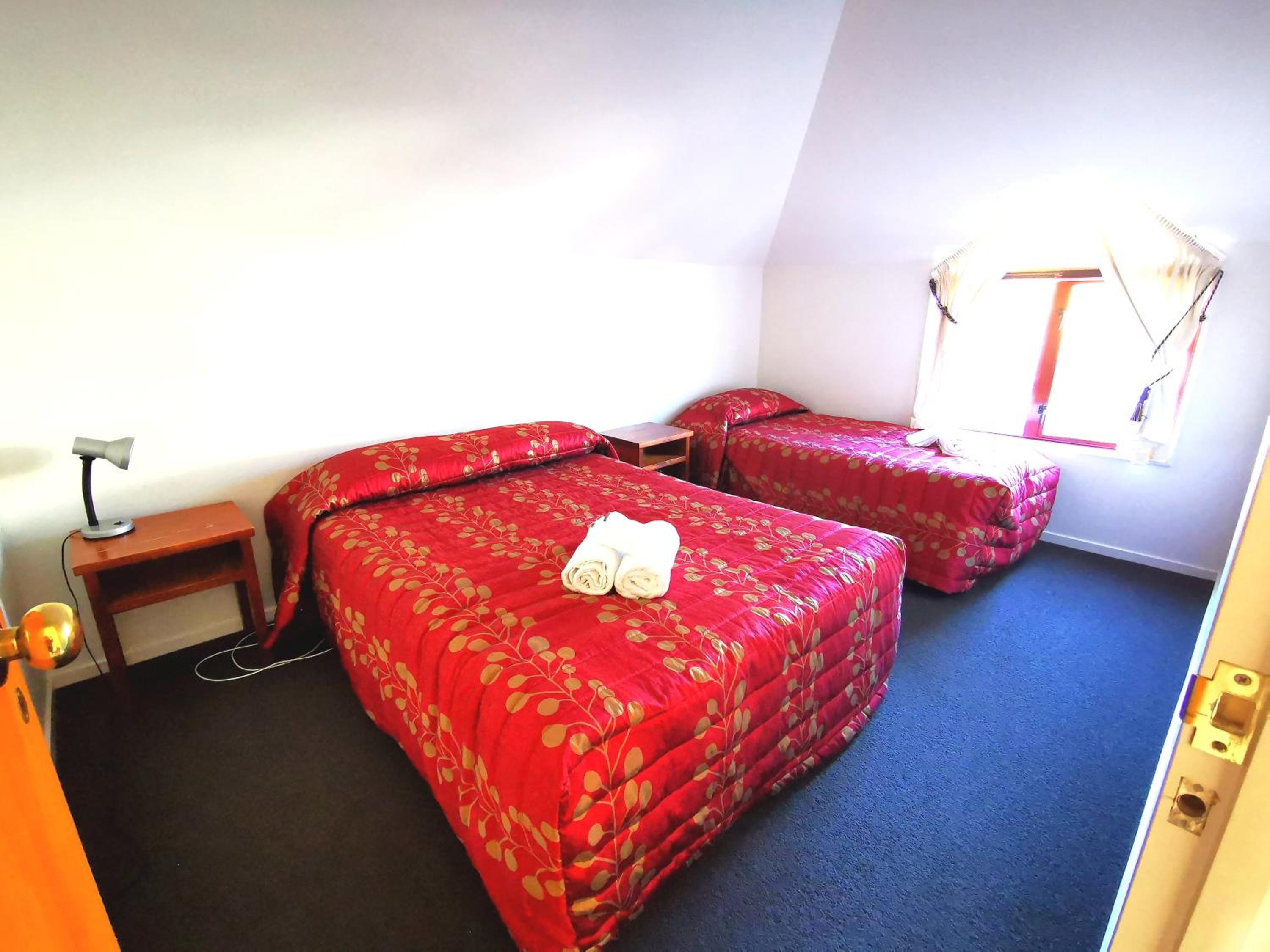 Three-Bedroom Apartment photo 2