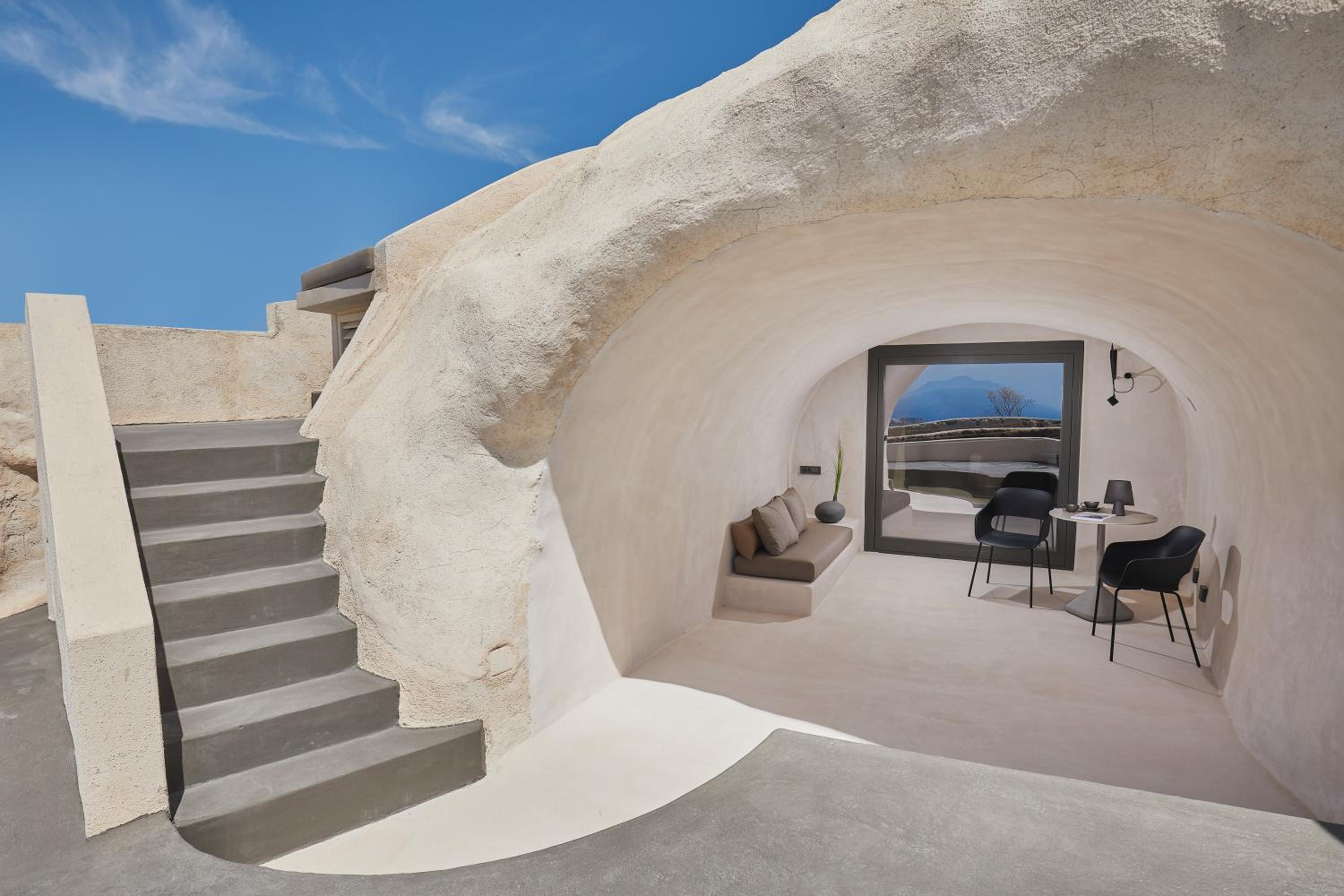 Cosmic Cave Suite with Outdoor Jacuzzi - Caldera View photo 3