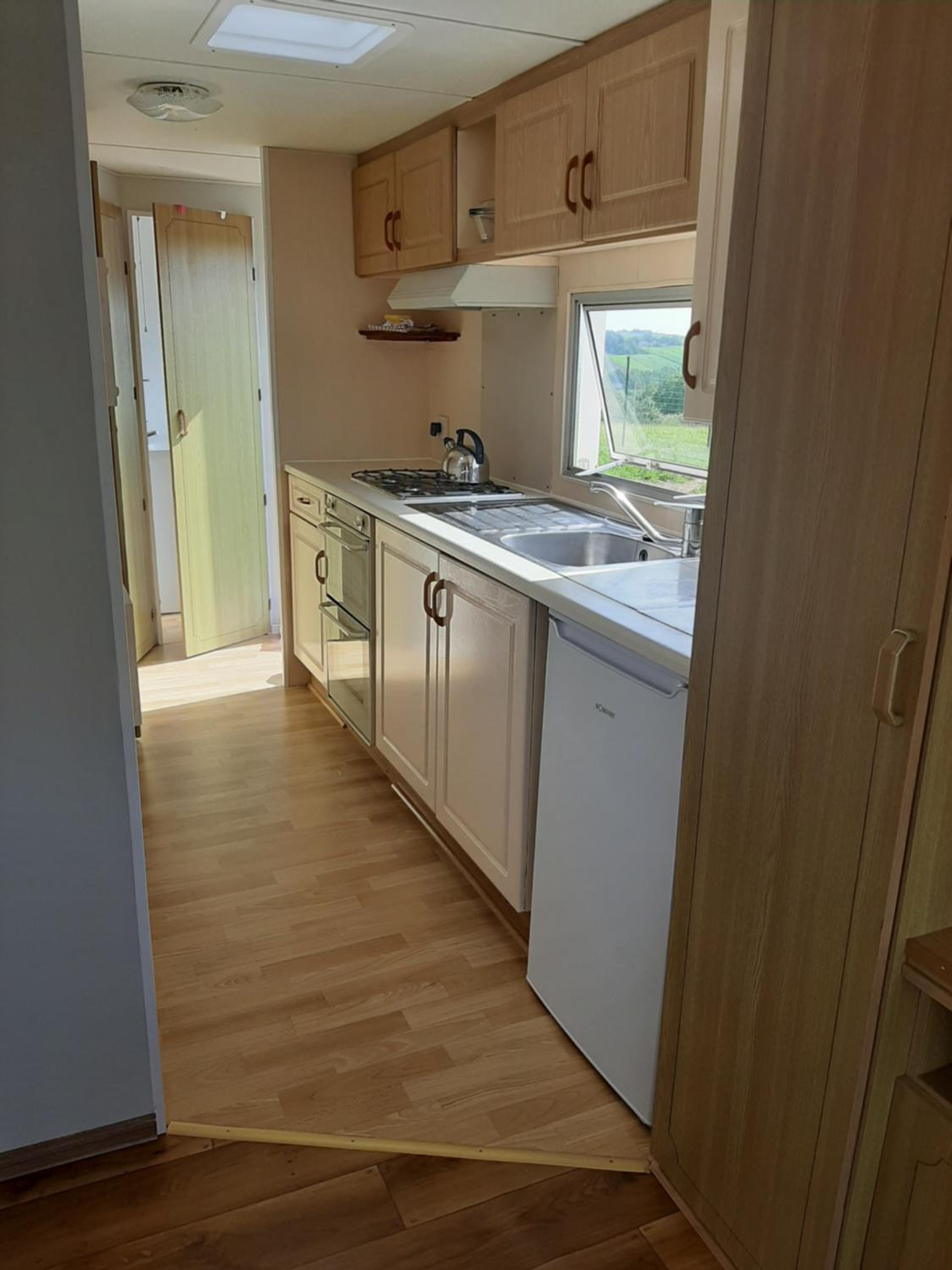 Two-Bedroom House - Photo 20