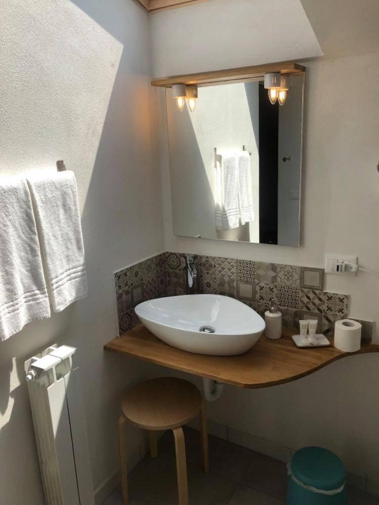 Large Double Room photo 2
