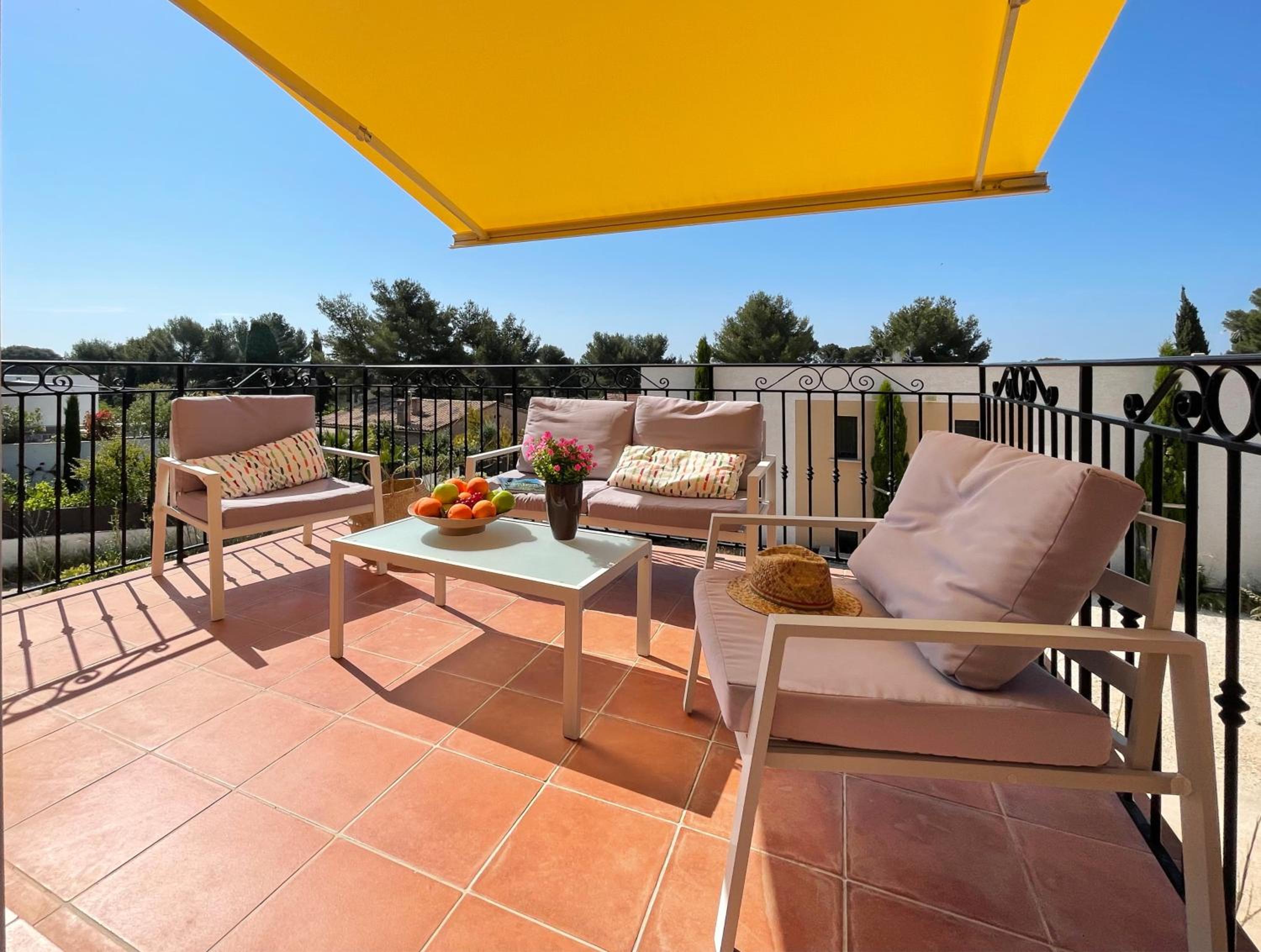 Apartment with Terrace