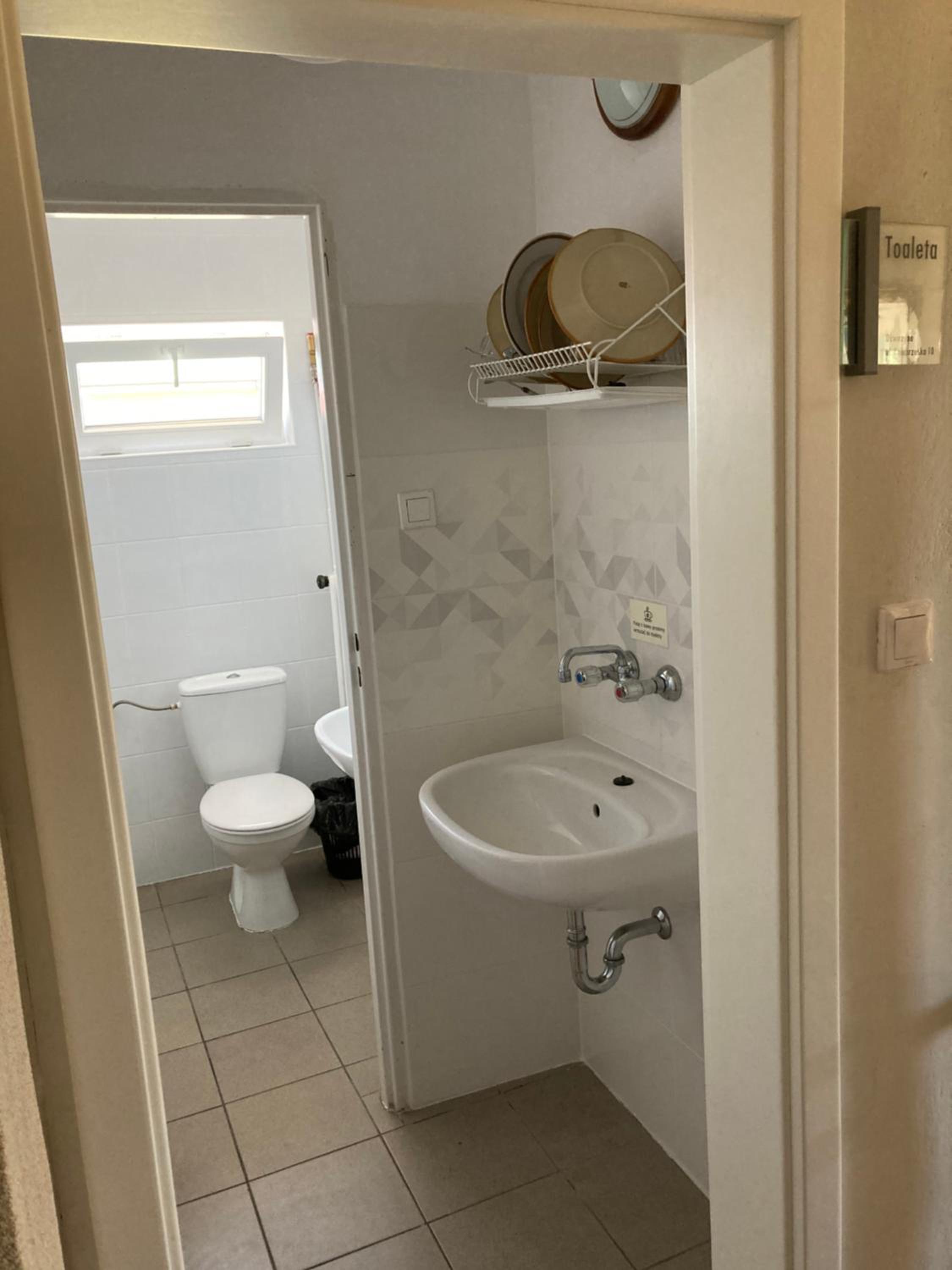 Double Room with Shared Bathroom photo 3