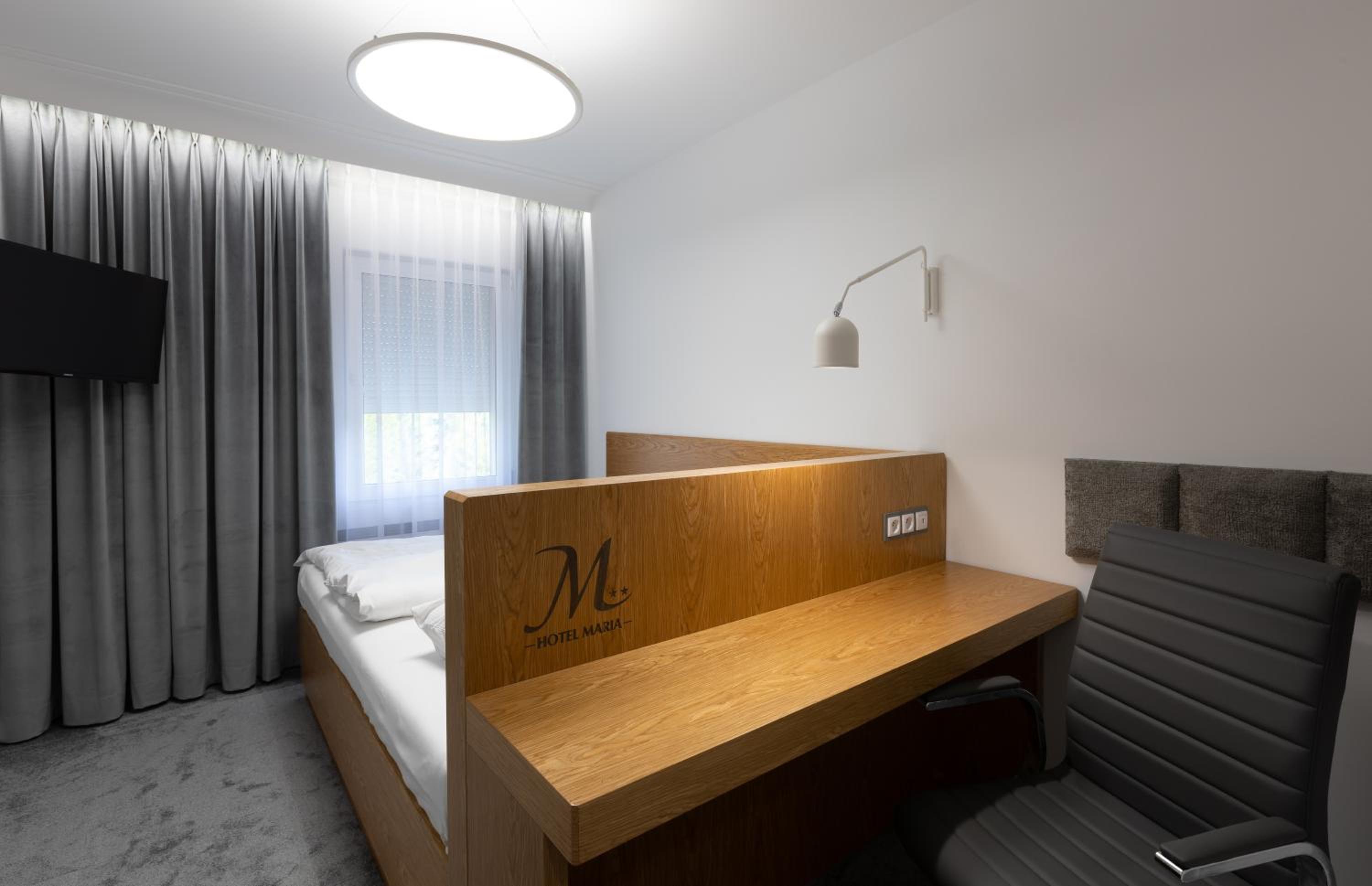 Deluxe Single Room