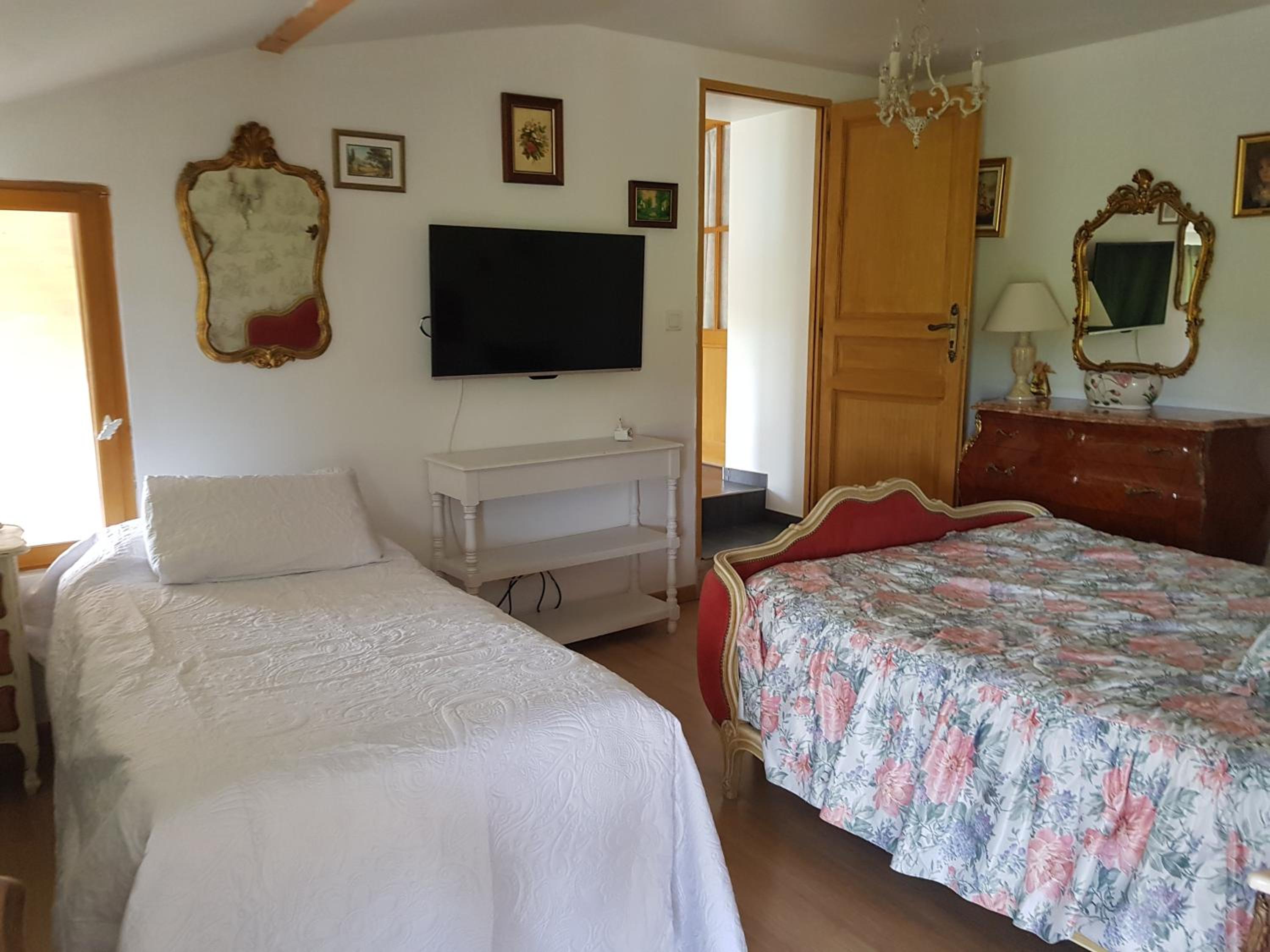 Triple Room with Garden View photo 2