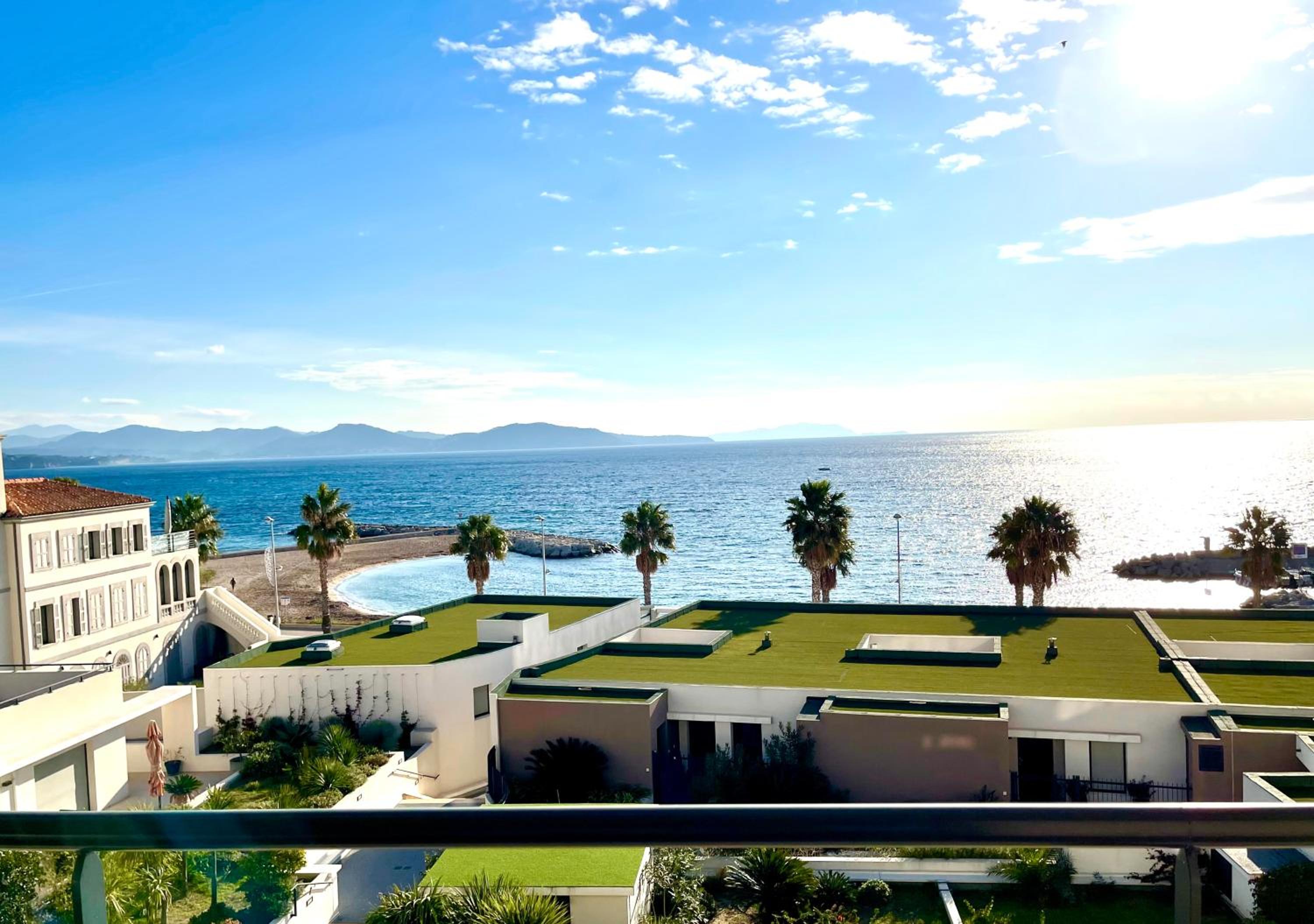 Apartment with Sea View photo 3