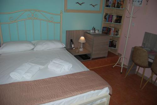 Double Room - Photo 4