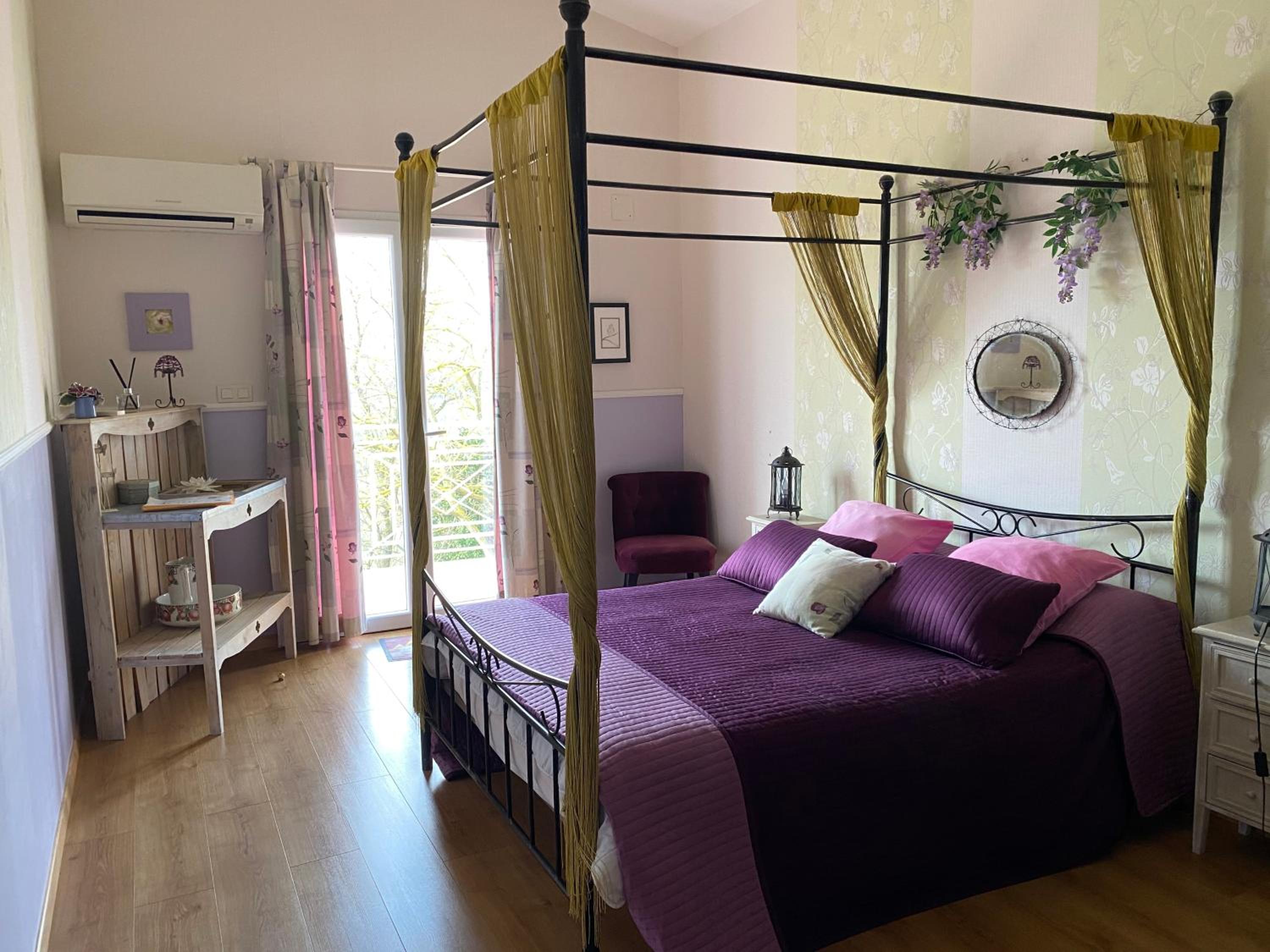 Double Room with Mountain View