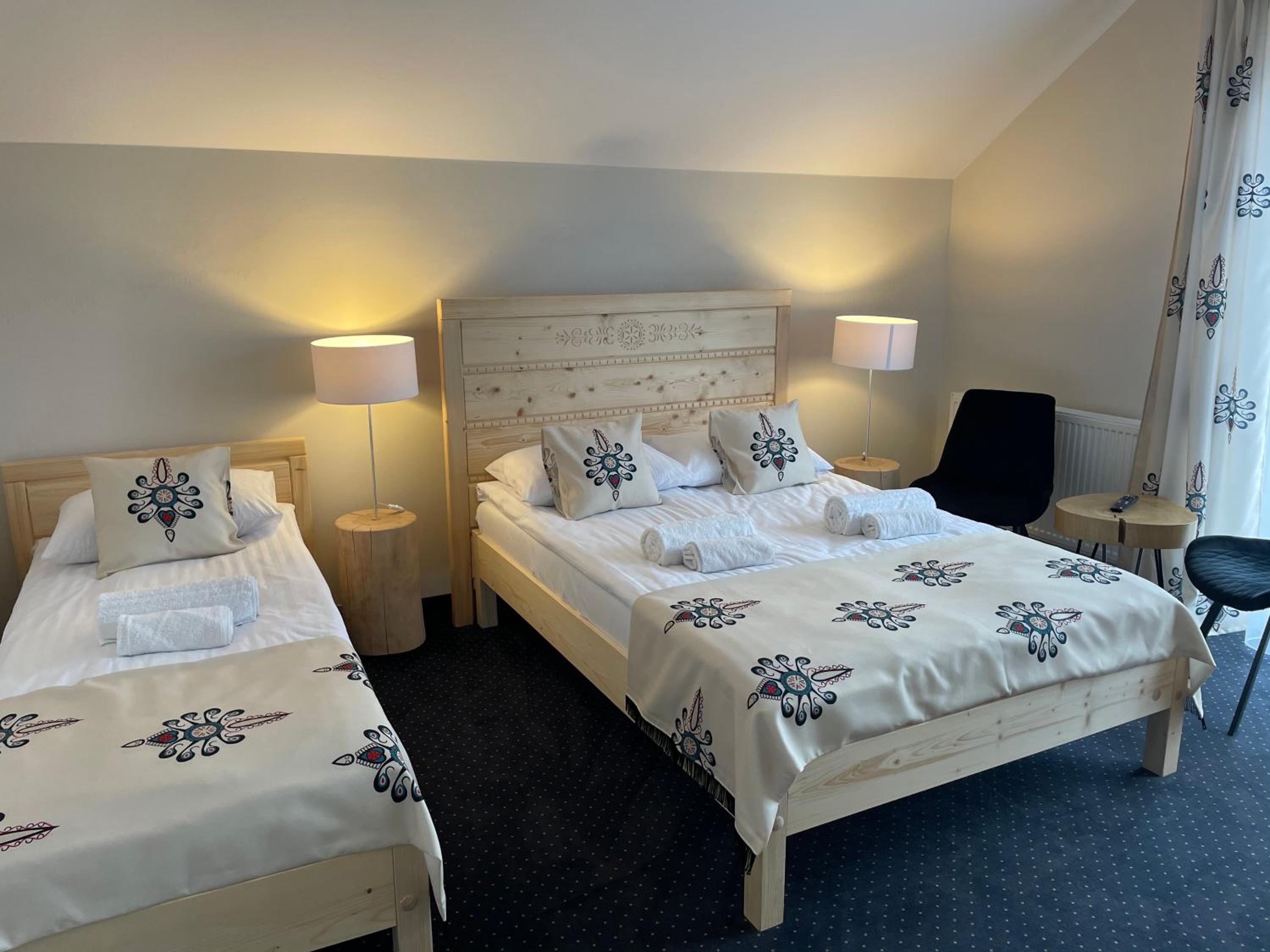 Triple Room with Lake View photo 1