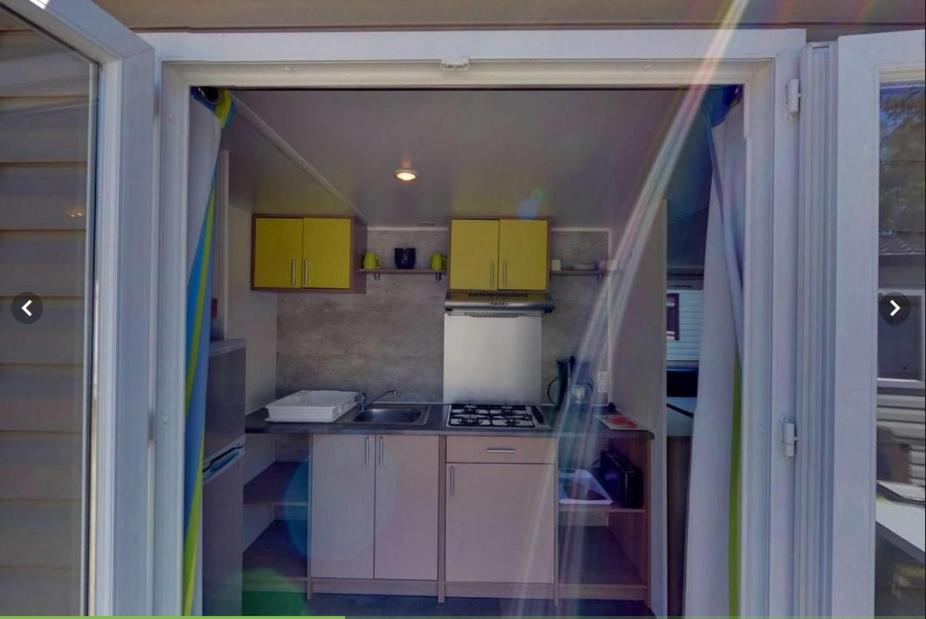 Mobile Home photo 3