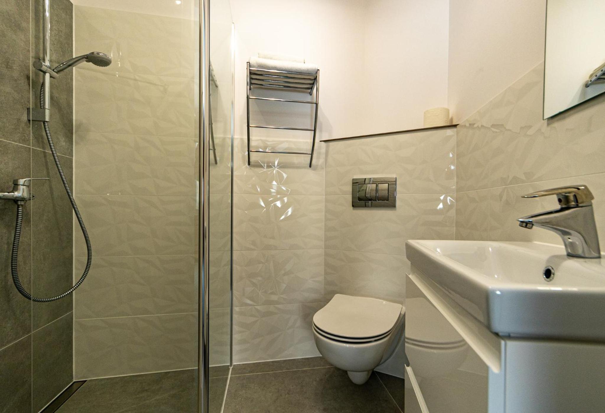 Triple Room (3 Adults) photo 1