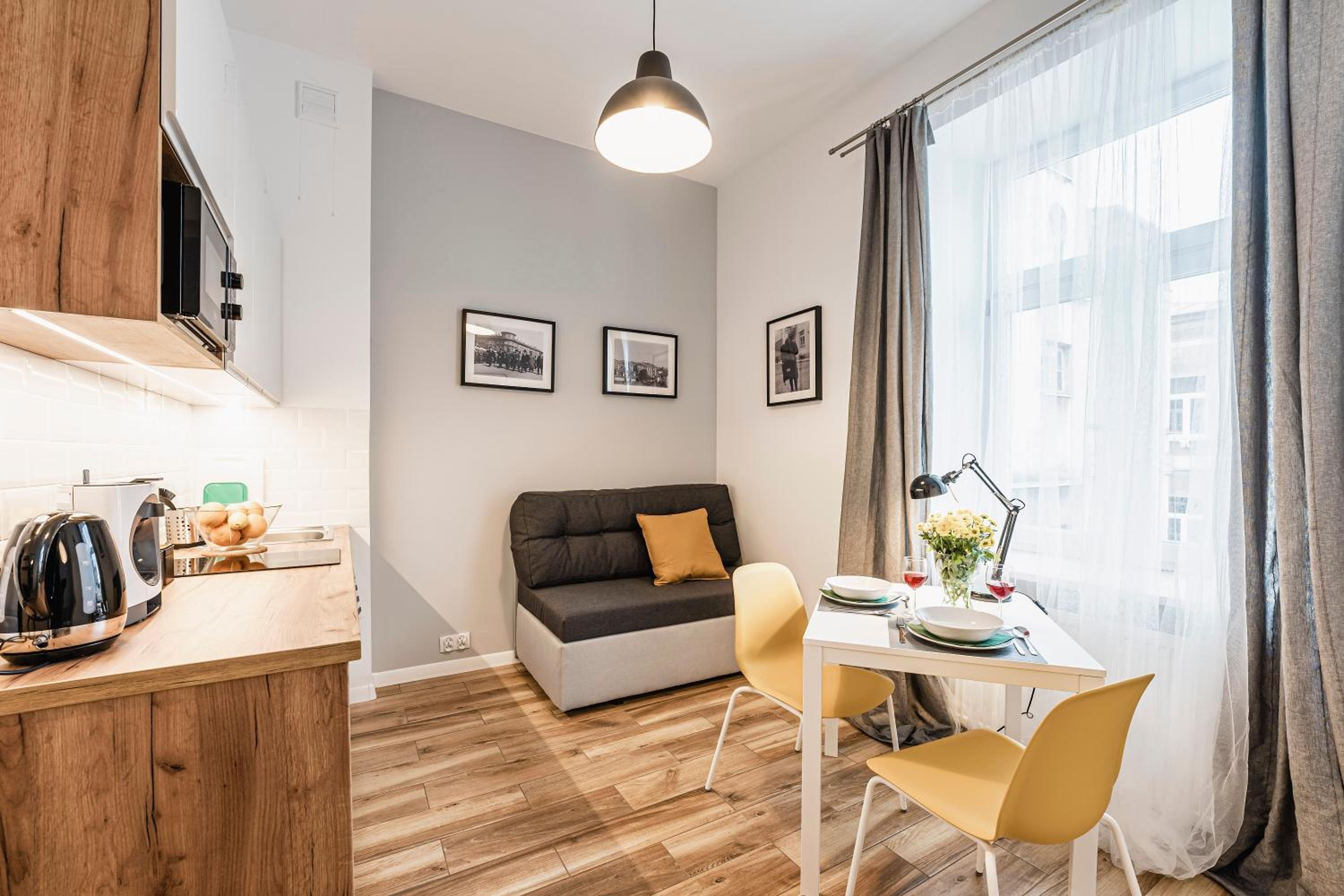 Deluxe Apartment