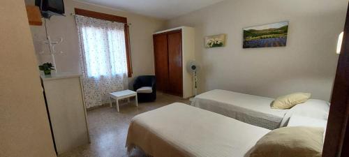 Standard Double or Twin Room photo 3
