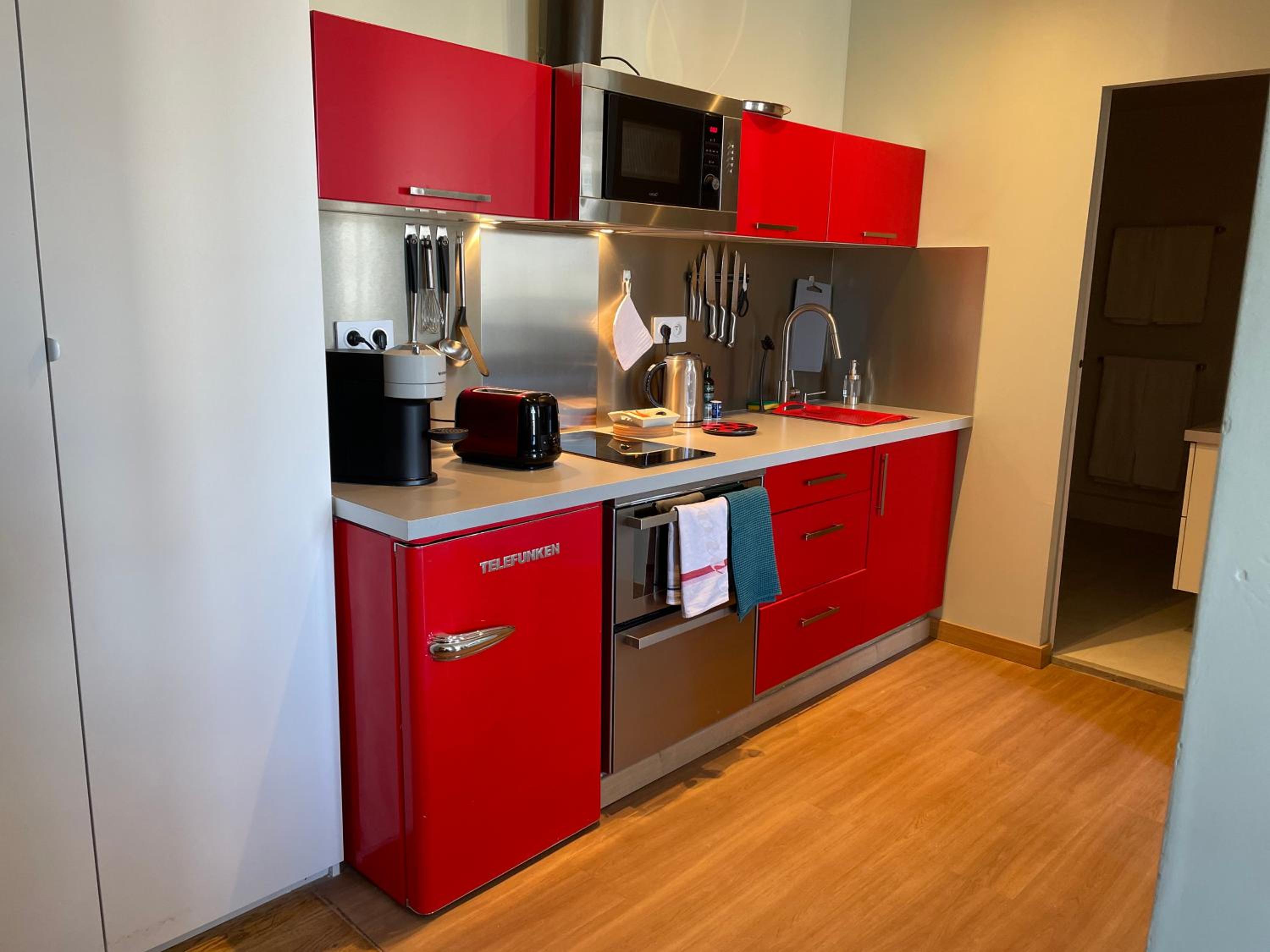 One-Bedroom Apartment