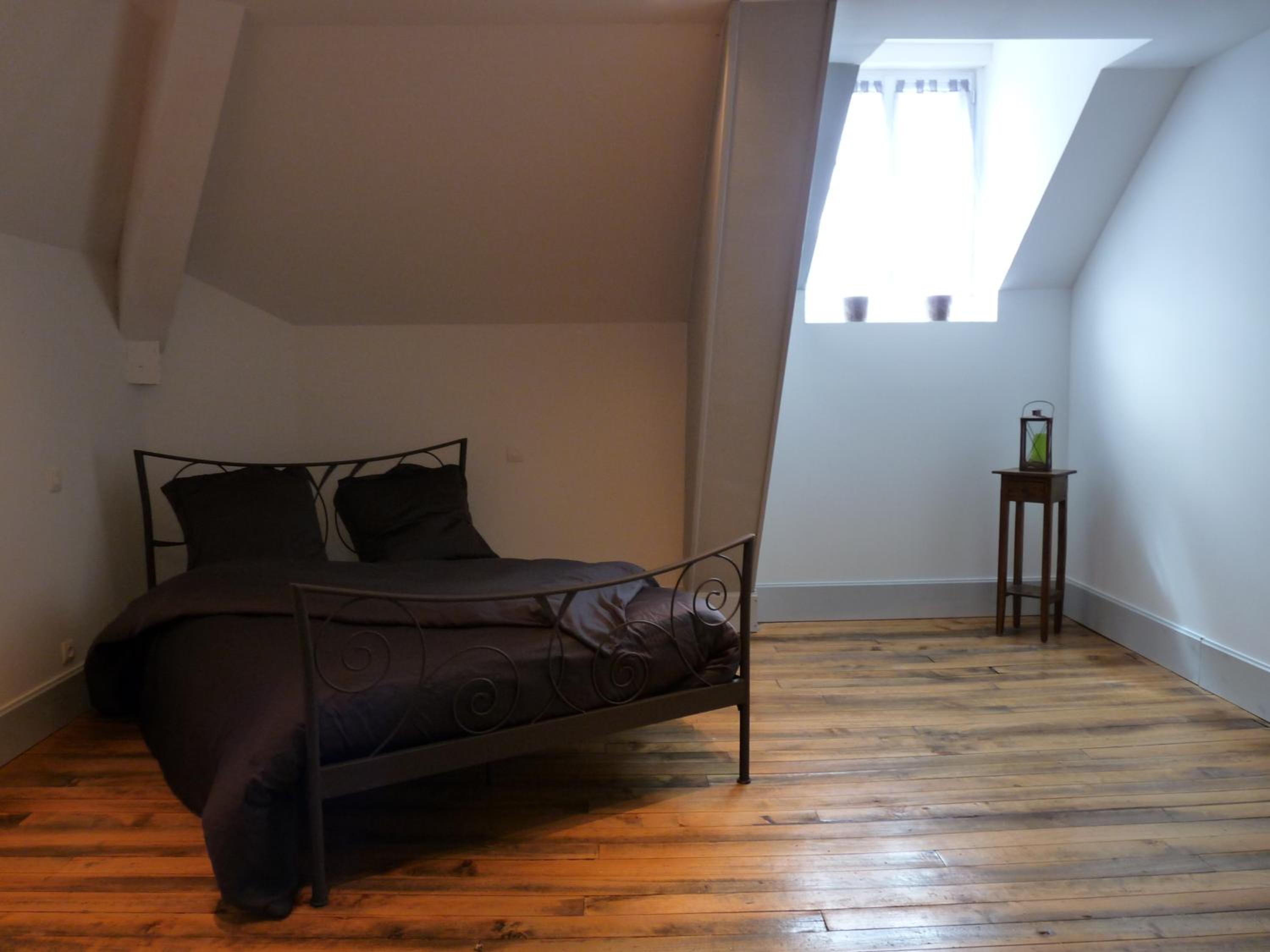 Family Room - Photo 16
