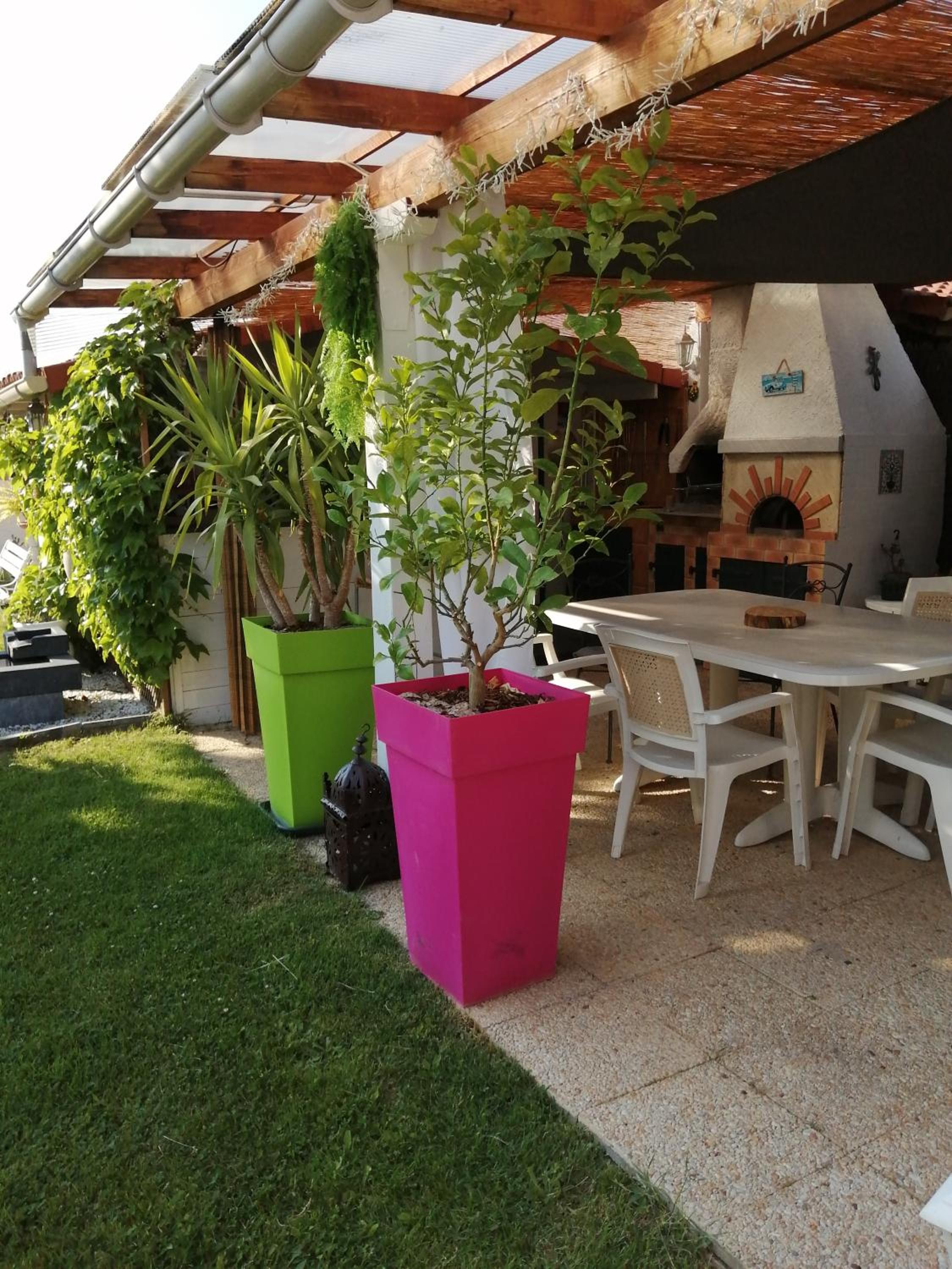 Two-Bedroom House - Photo 11