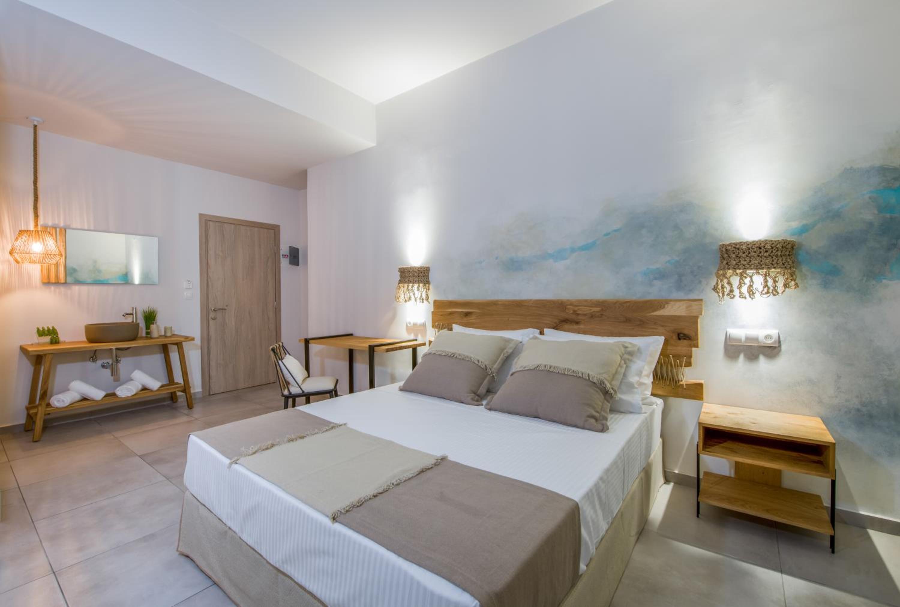Deluxe Triple Room with Sea View