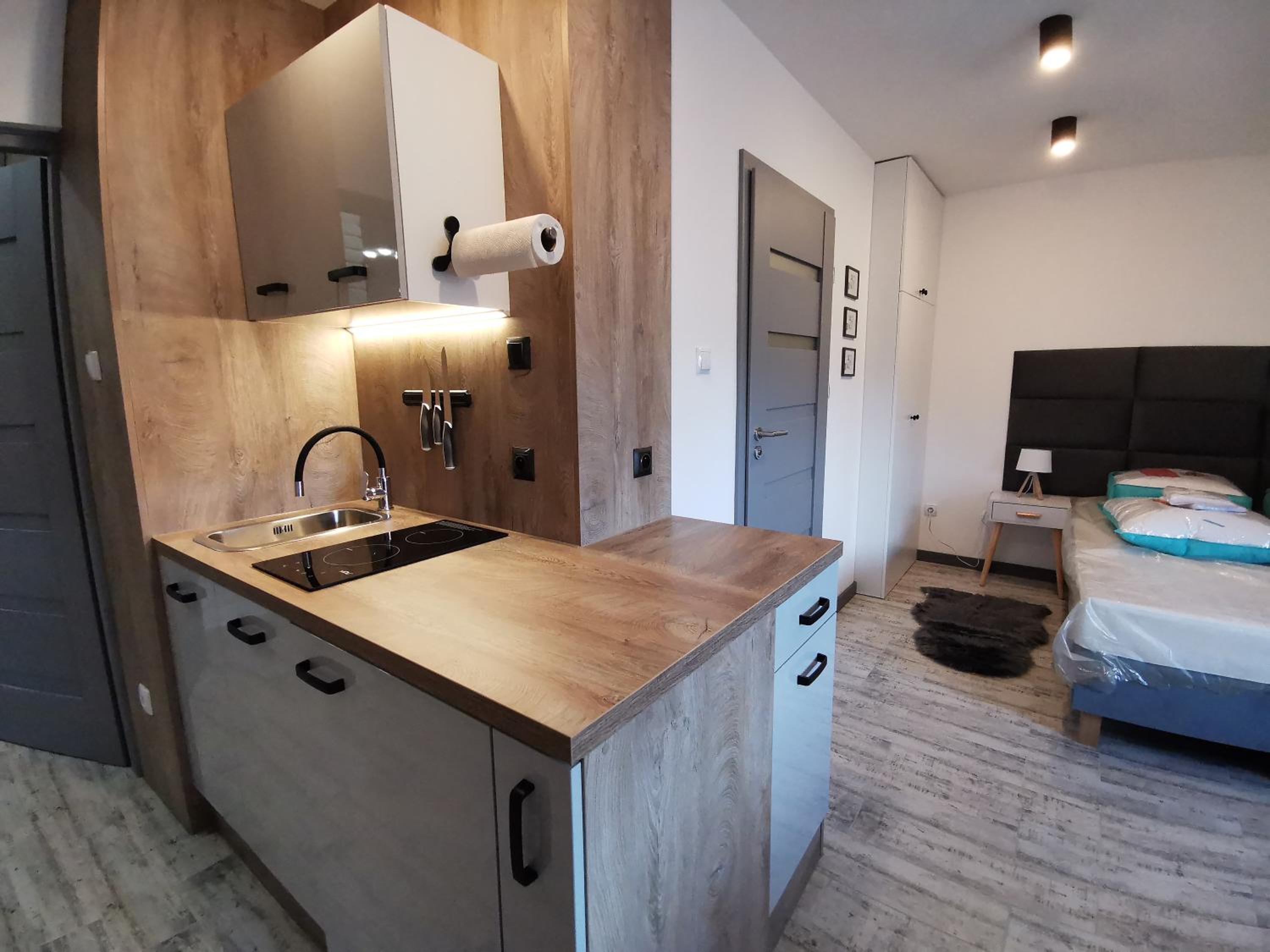 Double Room - Photo 6