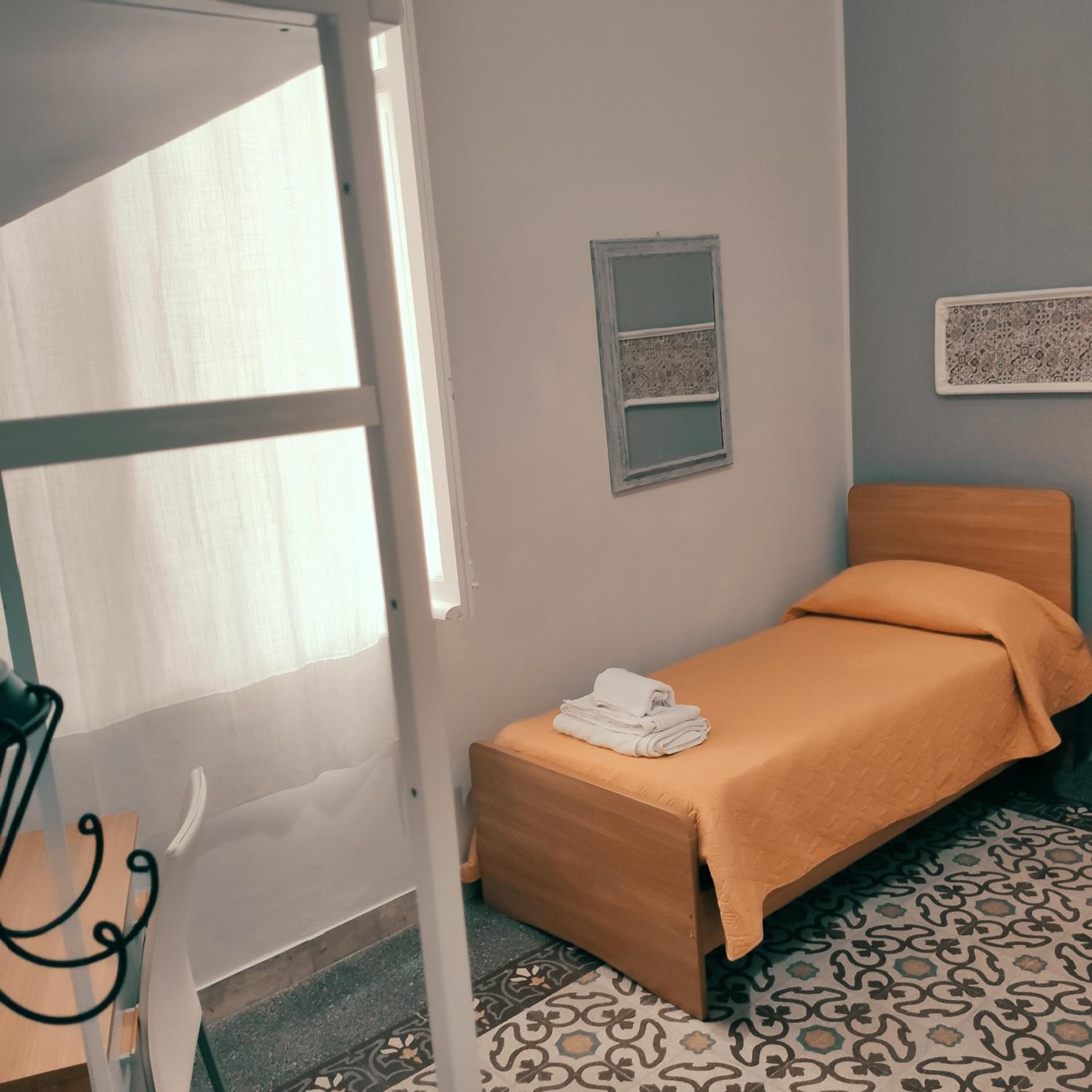 Double or Twin Room with Shared Bathroom