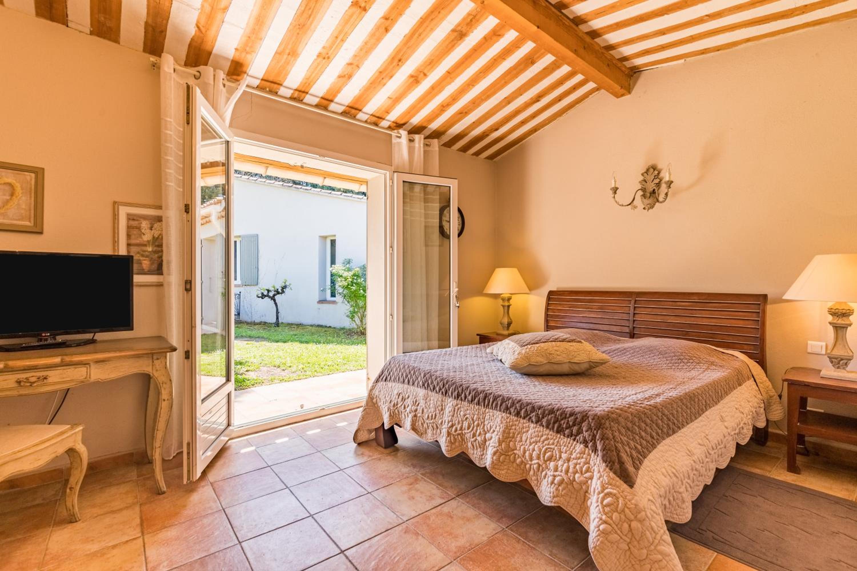 Double Room with Garden View