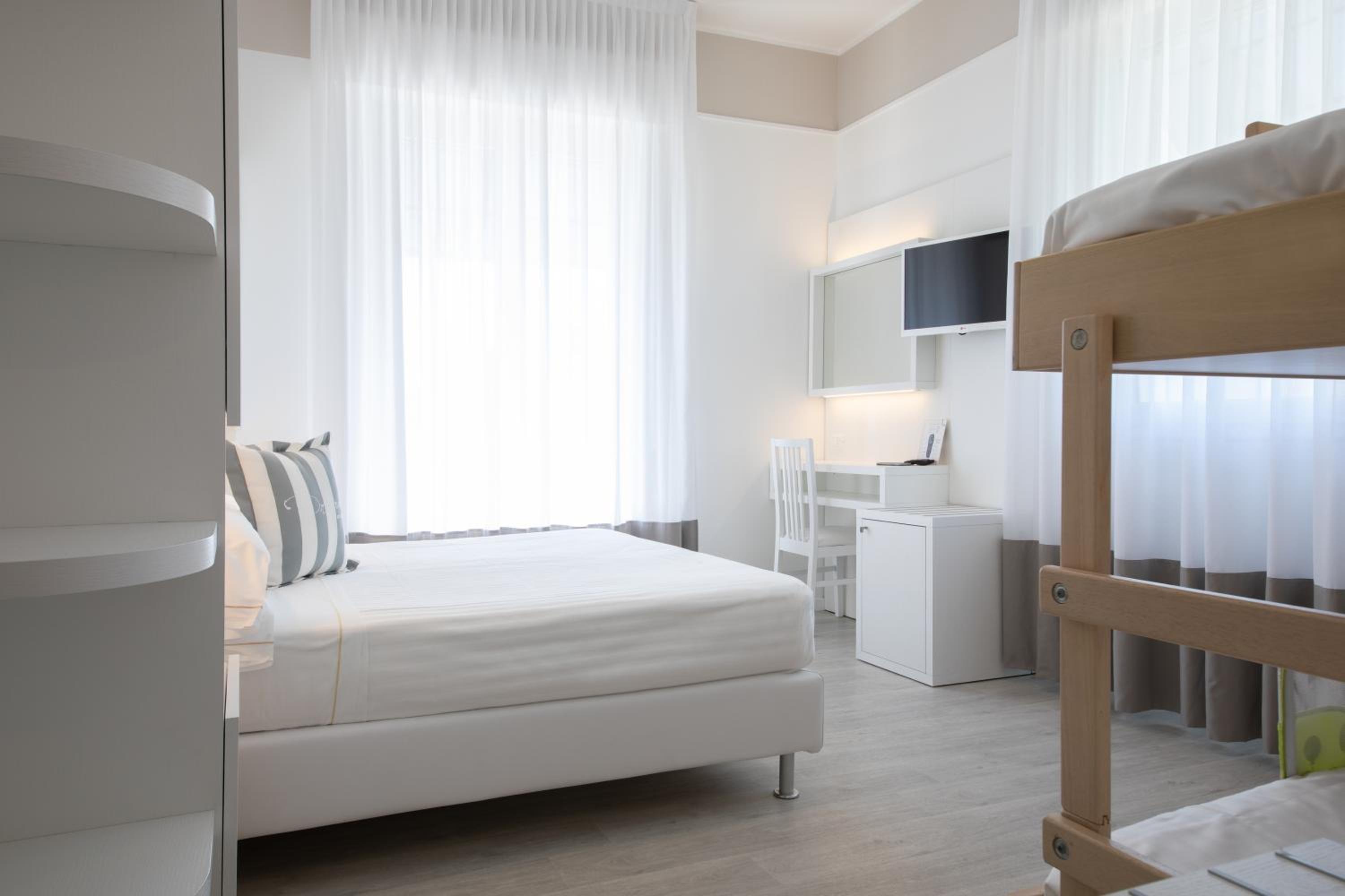 Comfort Quadruple Room