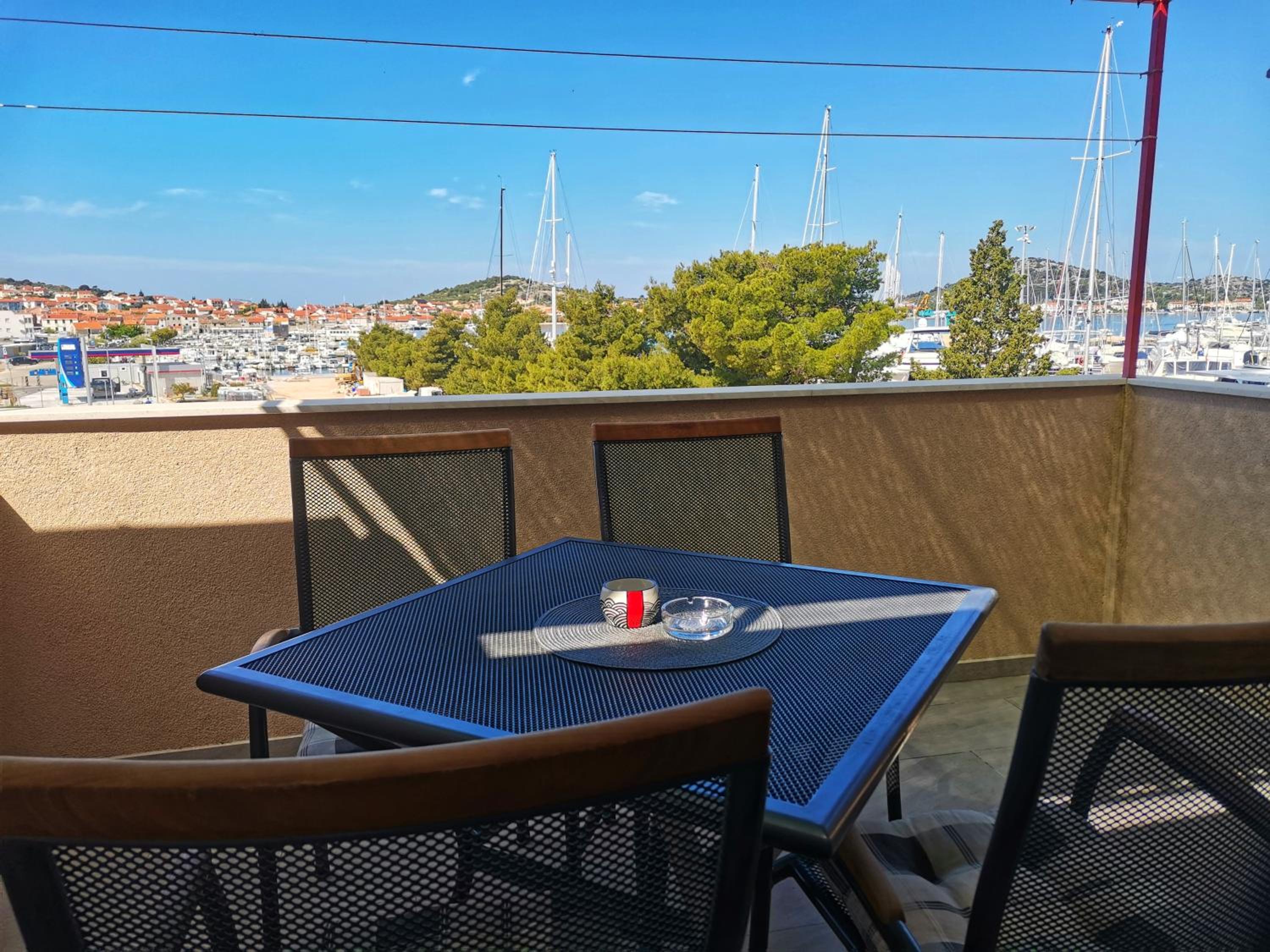 Apartment with Sea View photo 3