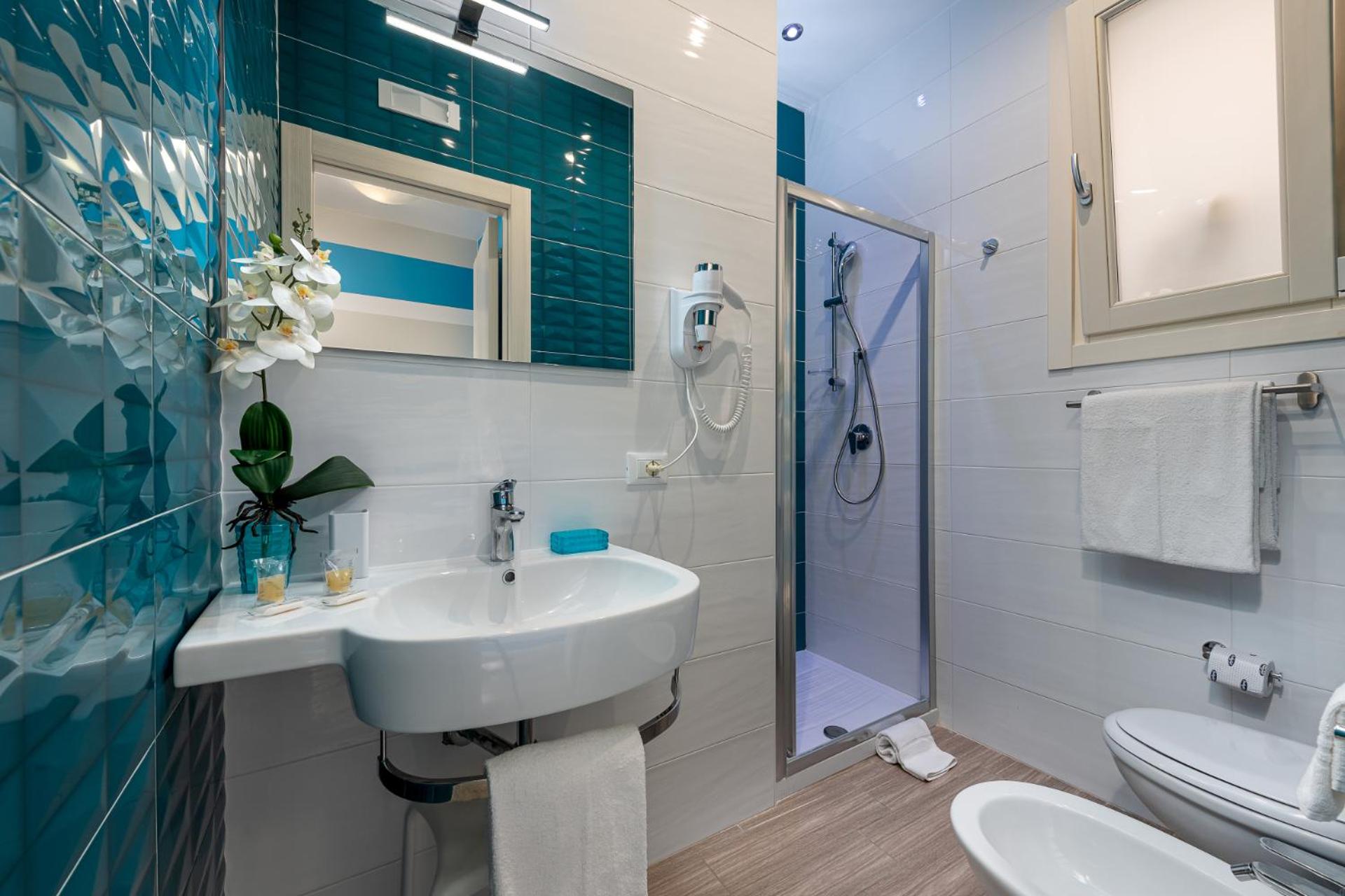 Comfort Quadruple Room