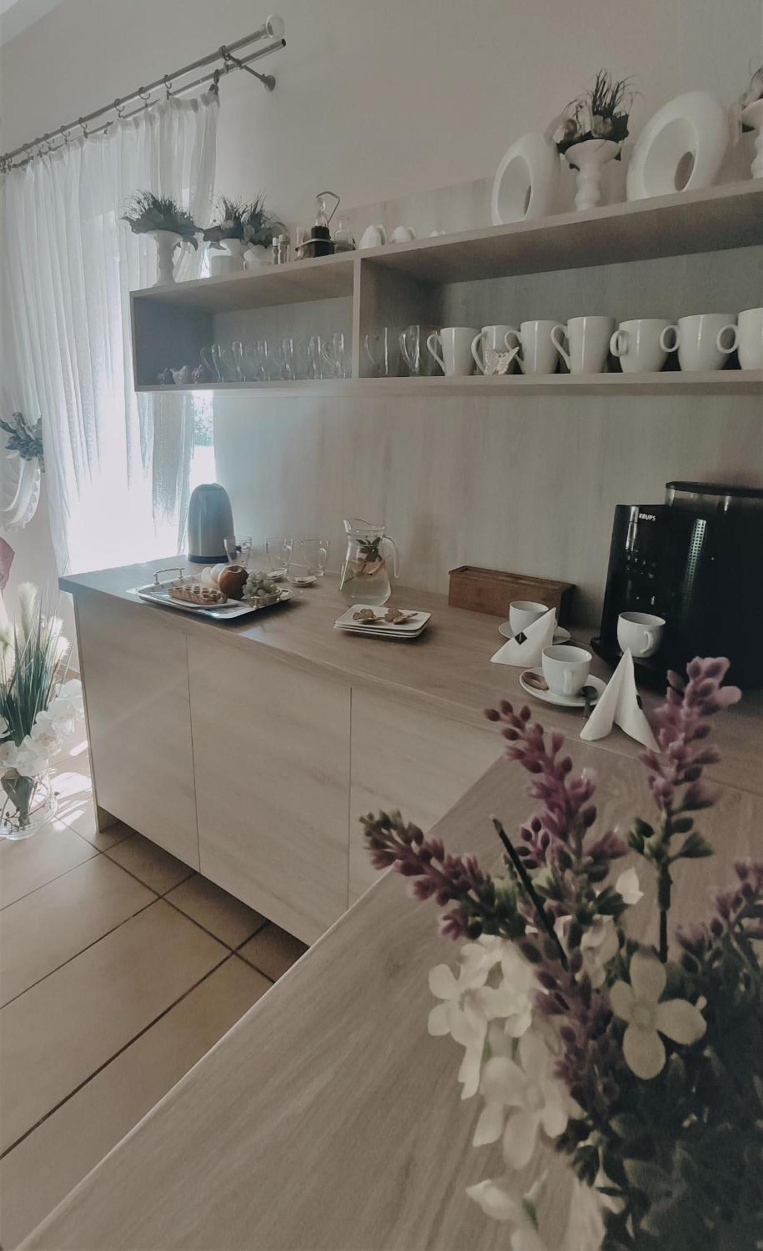 Triple Room with Private Bathroom - Photo 7